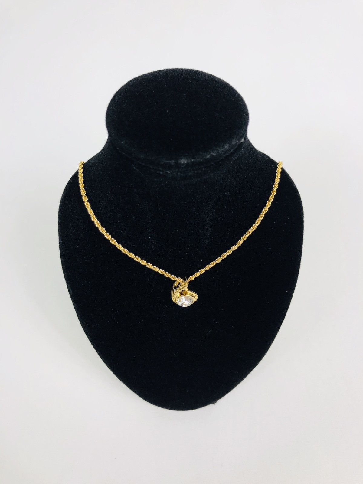 Dior pendent necklace