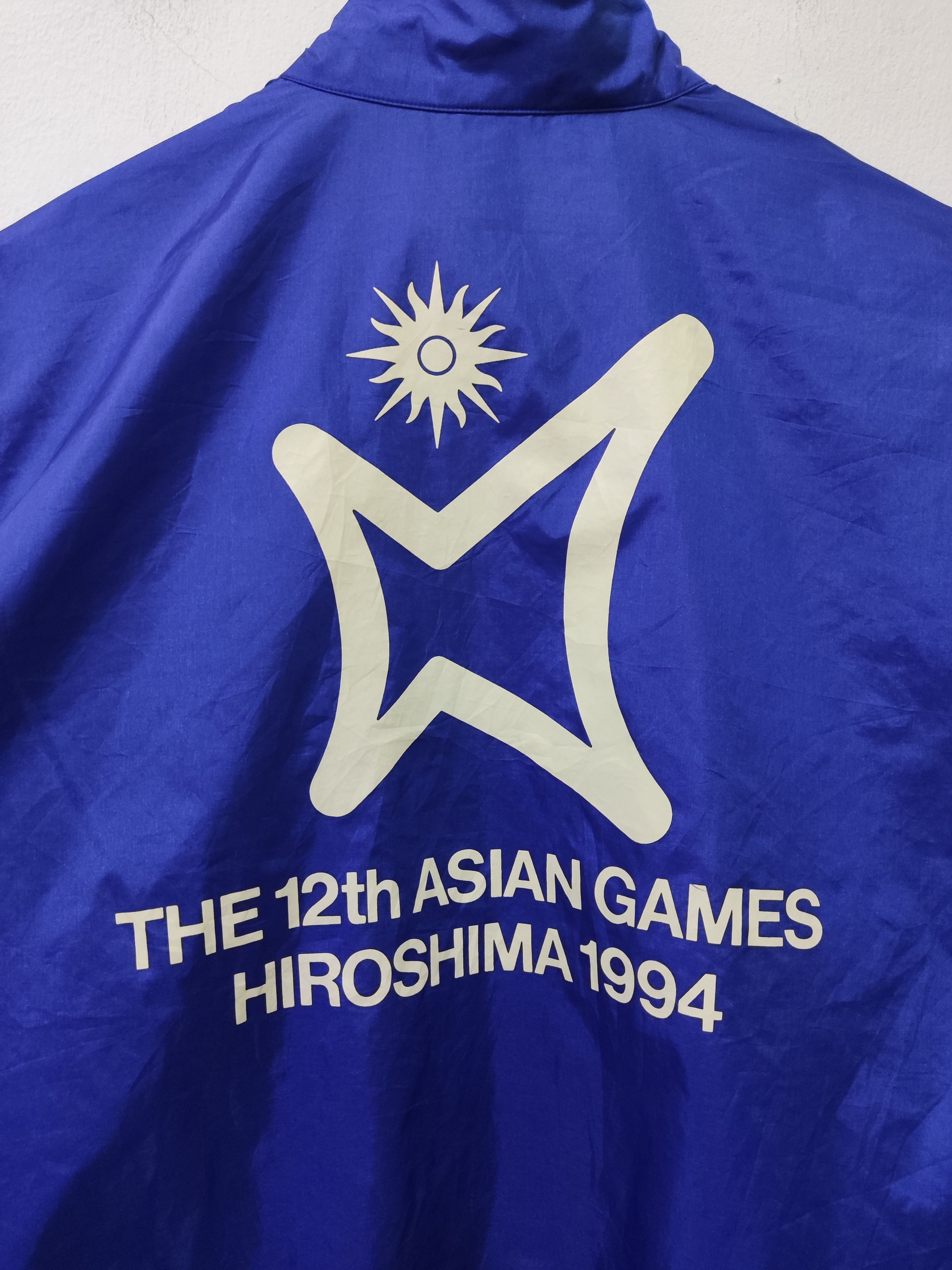 Adidas Vintage Adidas 94 Asian games Hiroshima Windbreaker Size US L / EU 52-54 / 3 - 7 Thumbnail