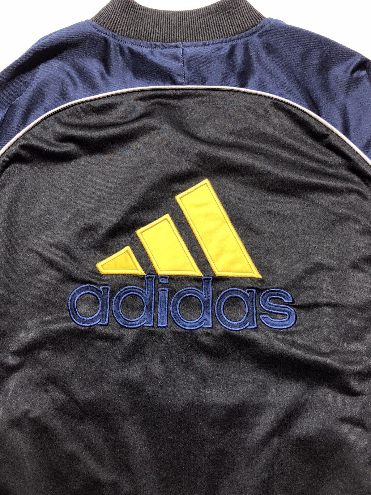 Vintage Vintage 90S Adidas Big Logo Jacket Size US L / EU 52-54 / 3 - 5 Thumbnail