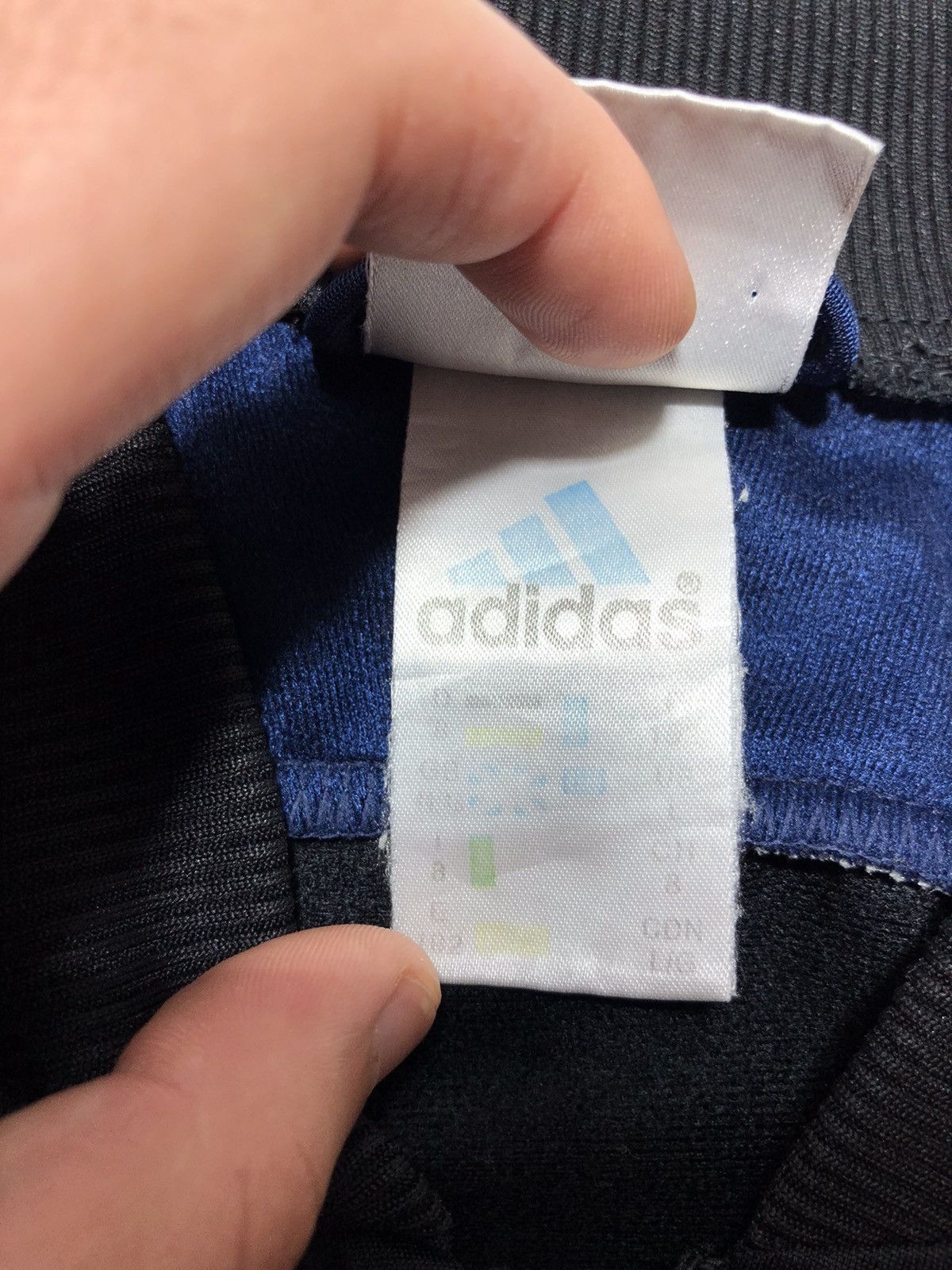 Vintage Vintage 90S Adidas Big Logo Jacket Size US L / EU 52-54 / 3 - 9 Thumbnail
