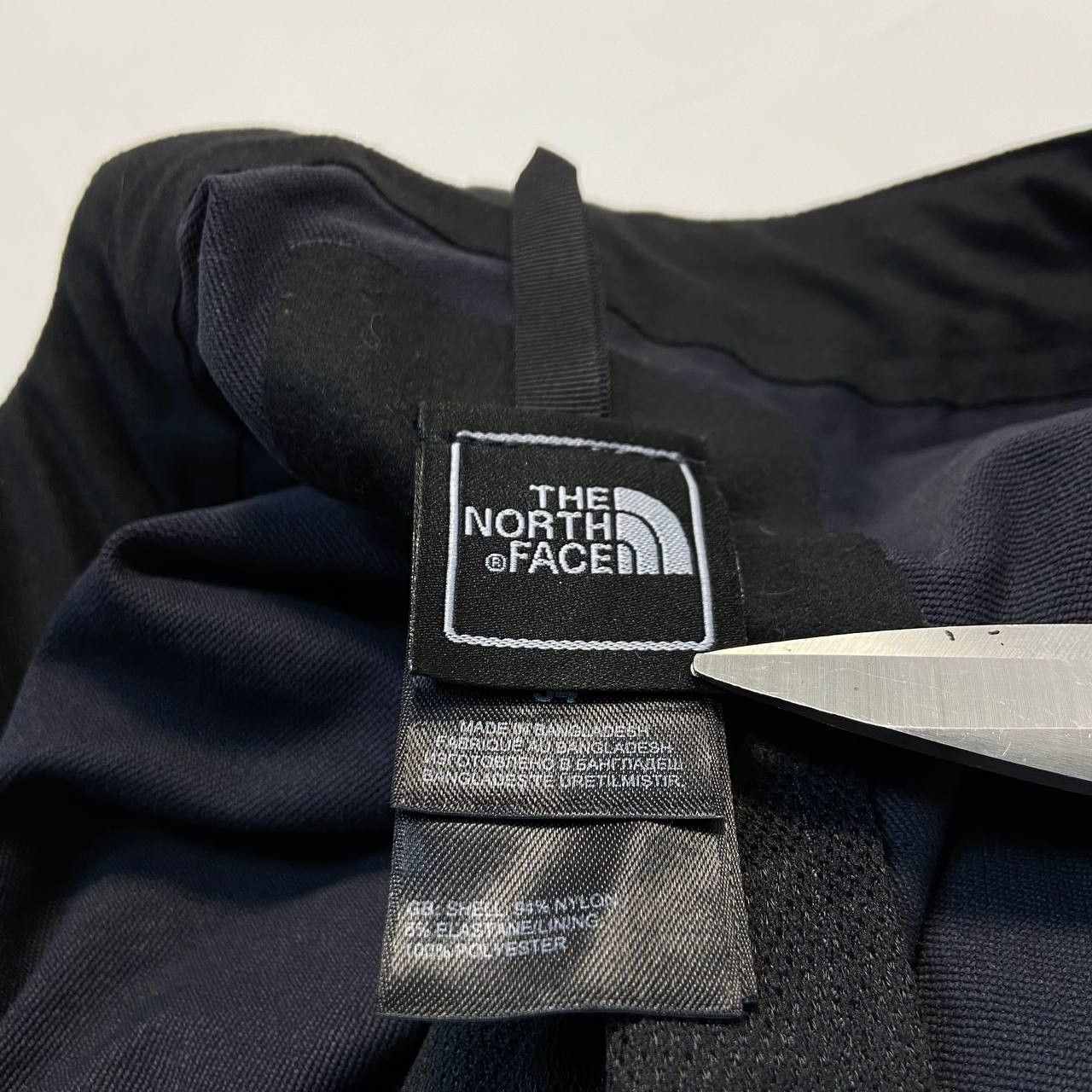 Japanese Brand MULTIPOCKET NYLON APEX TNF AWESOME BONDAGE RARE CARGO PANTS Size US 32 / EU 48 - 11 Thumbnail