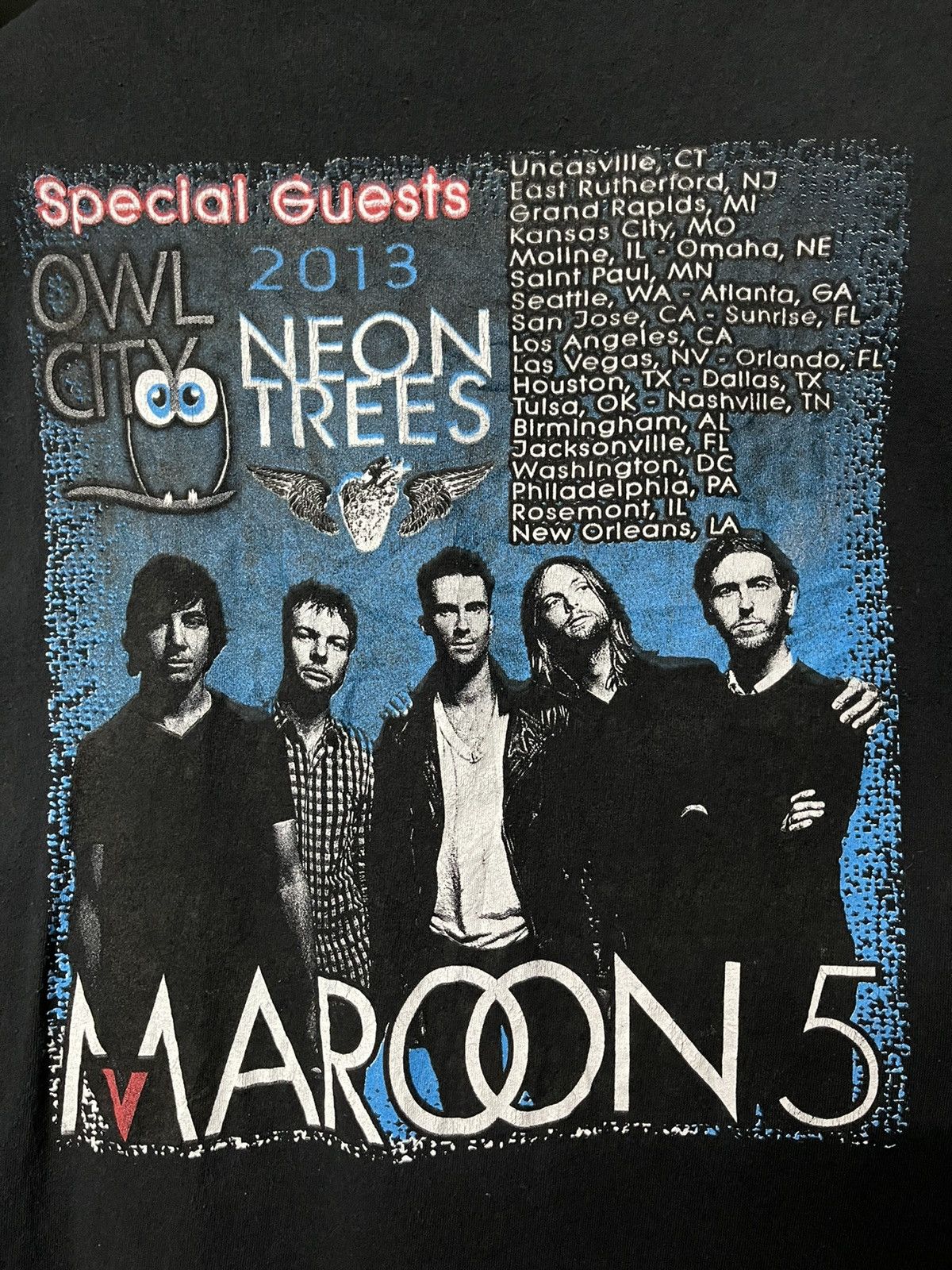 Band Tees × Rap Tees × Vintage Vintage Maroon 5 Special Guests Rap Tees Design Size US L / EU 52-54 / 3 - 7 Thumbnail