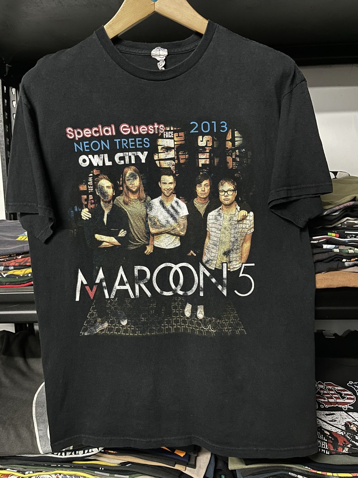 Band Tees × Rap Tees × Vintage Vintage Maroon 5 Special Guests Rap Tees Design Size US L / EU 52-54 / 3 - 1 Thumbnail