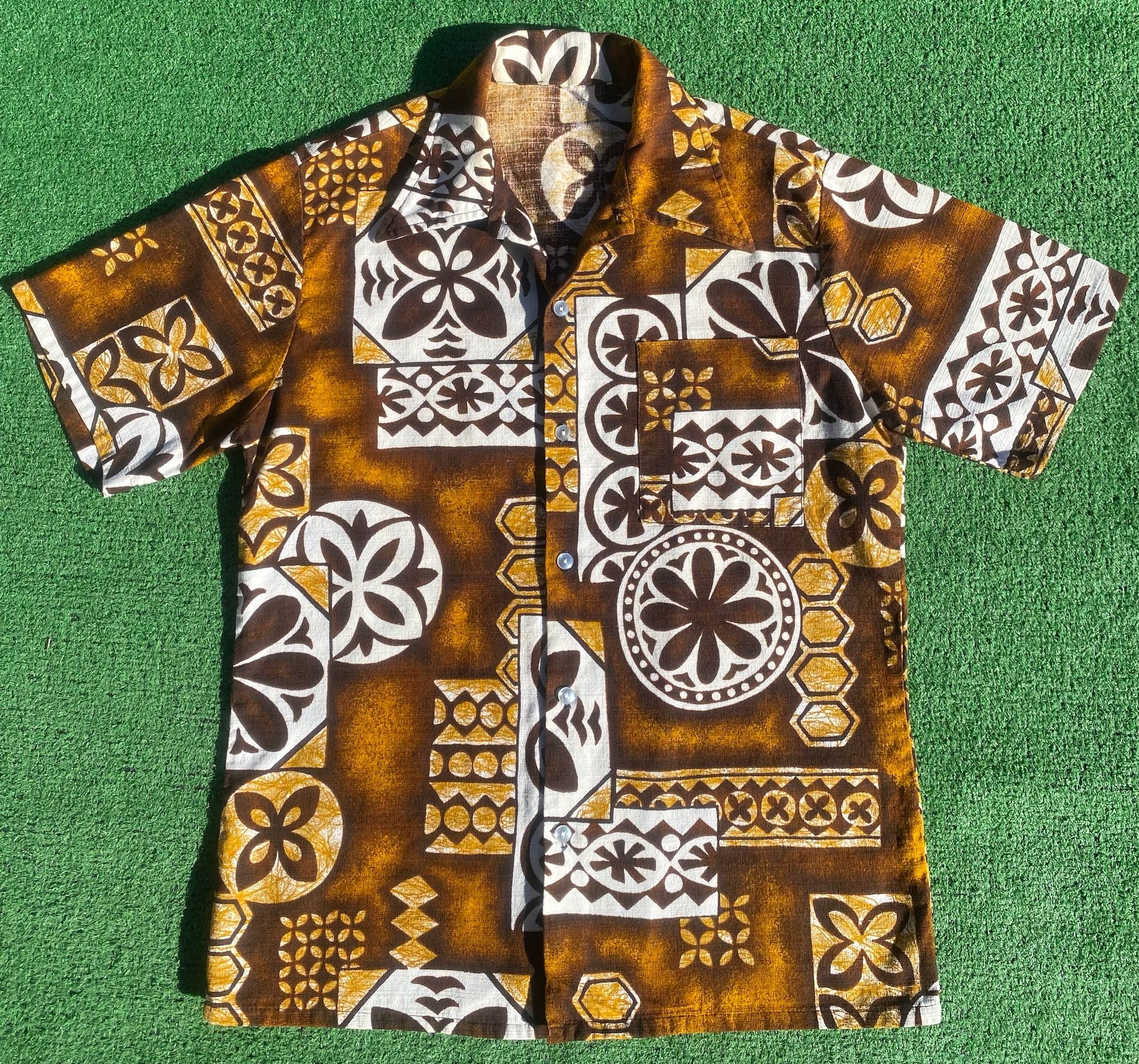 Vintage 70s Hawaiian Floral Pattern Shirt Men’s Size Small Size US S / EU 44-46 / 1 - 1 Thumbnail