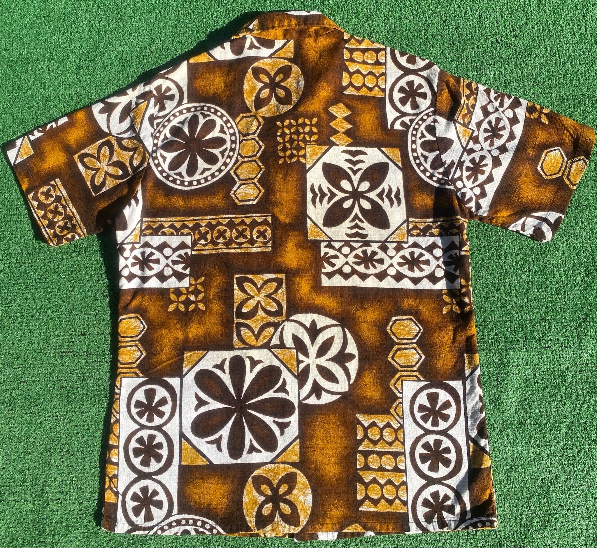 Vintage 70s Hawaiian Floral Pattern Shirt Men’s Size Small Size US S / EU 44-46 / 1 - 7 Thumbnail
