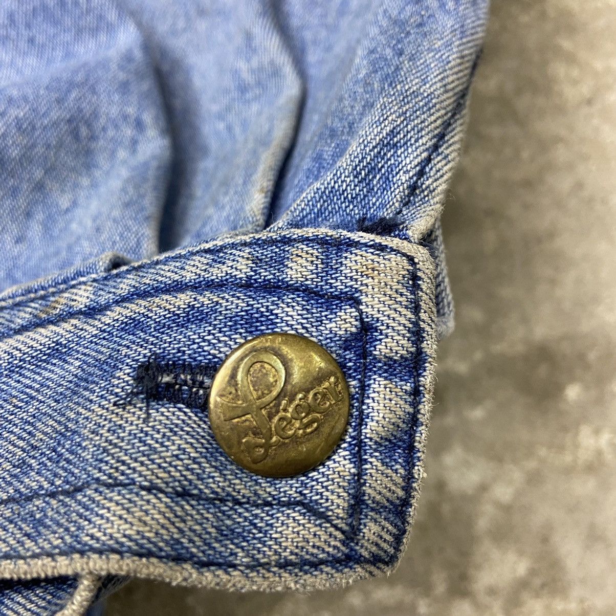 Vintage 1980s SAILOR VINTAGE FADED DENIM JACKET - № 2050 Size US L / EU 52-54 / 3 - 6 Thumbnail