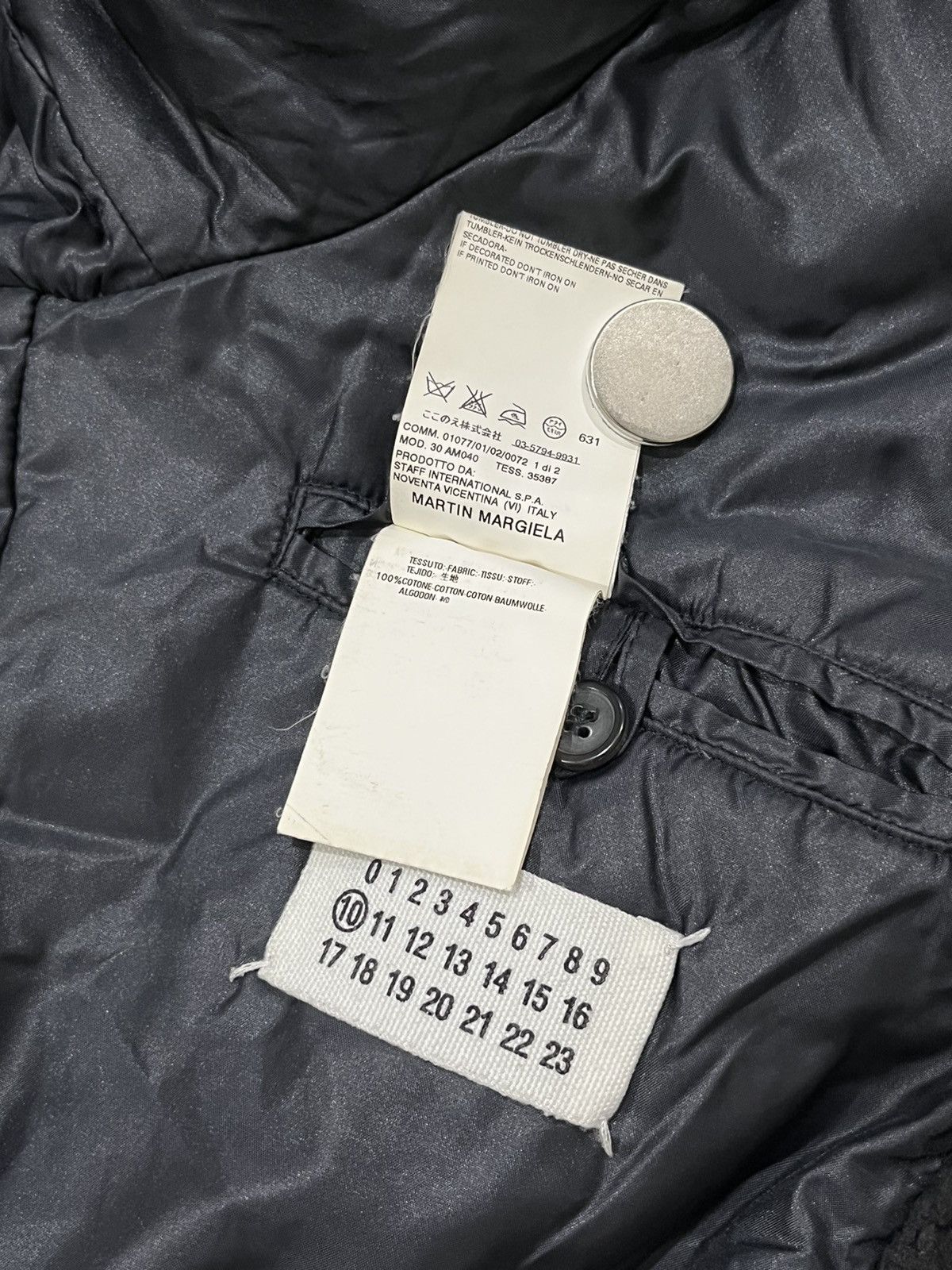 Maison Margiela Maison Martin Margiela Size US S / EU 44-46 / 1 - 6 Thumbnail