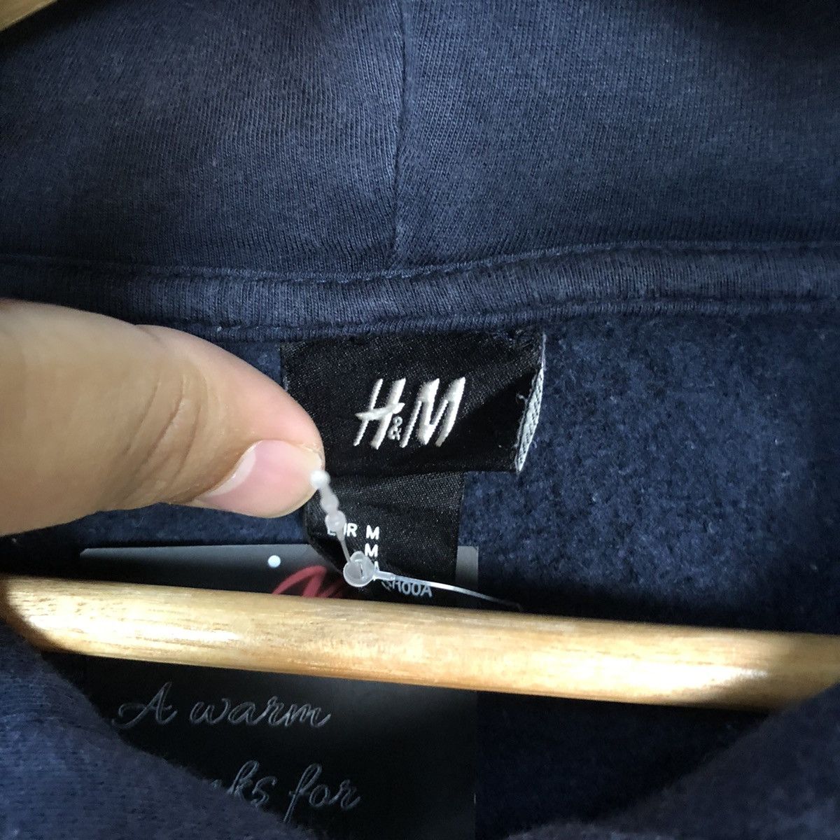 Japanese Brand H&M New York Dark blue Hoodie #4758 Size US M / EU 48-50 / 2 - 7 Thumbnail