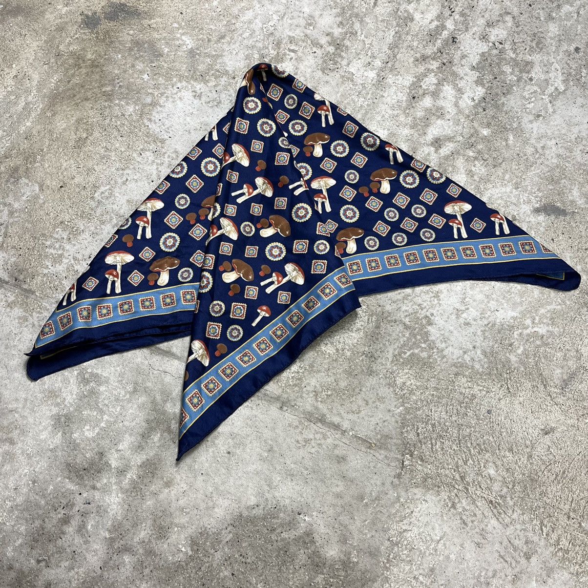 LSDworldpeace SHROOMS BABUSHKA SILK SCARF 1990s 4263 Size ONE SIZE - 5 Thumbnail