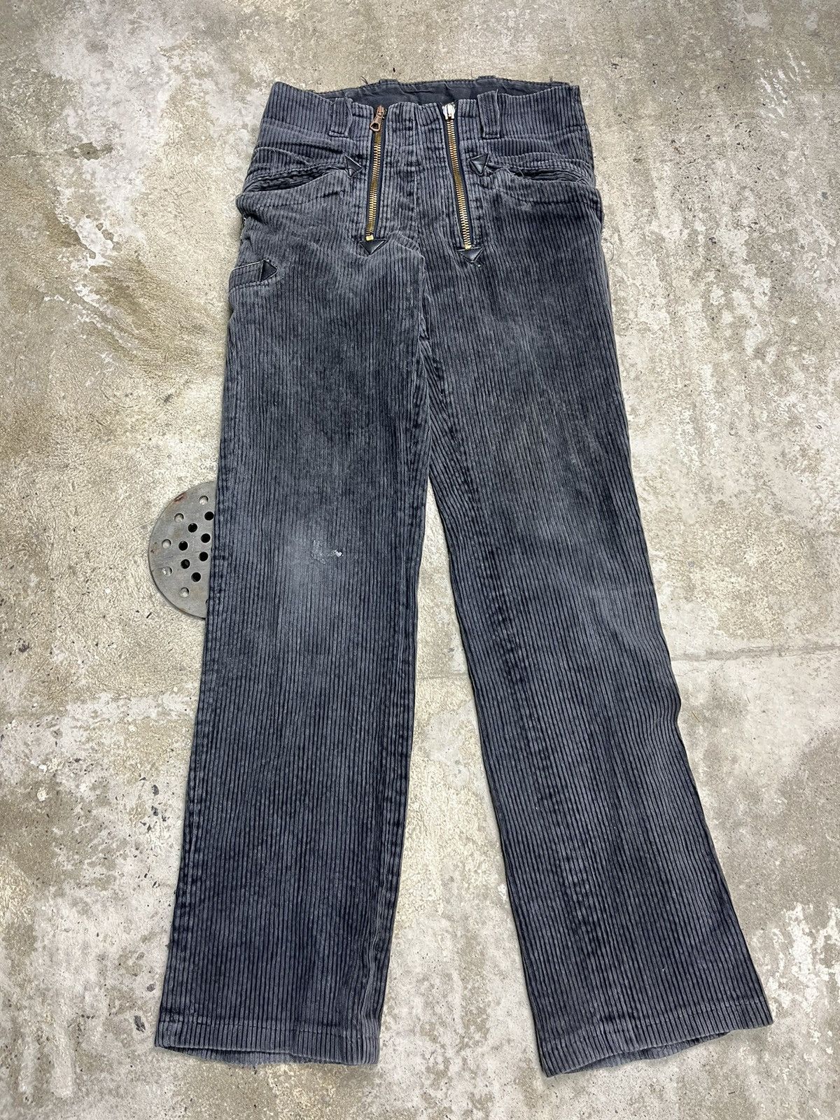 Japanese Brand 1970s FLARE CORDUROY ZIPPED WORK PANTS - № 3104 Size US 32 / EU 48 - 1 Thumbnail