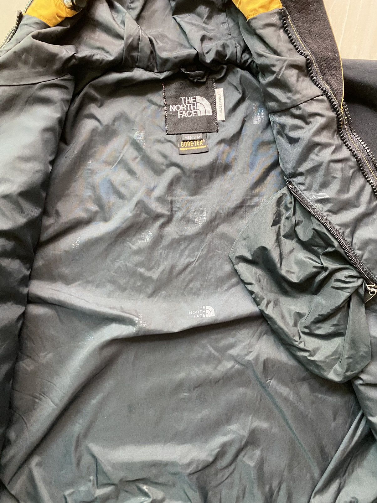 Goretex ❌Grail❌ The North Face paint Jacket Robot design rare Size US M / EU 48-50 / 2 - 20 Thumbnail