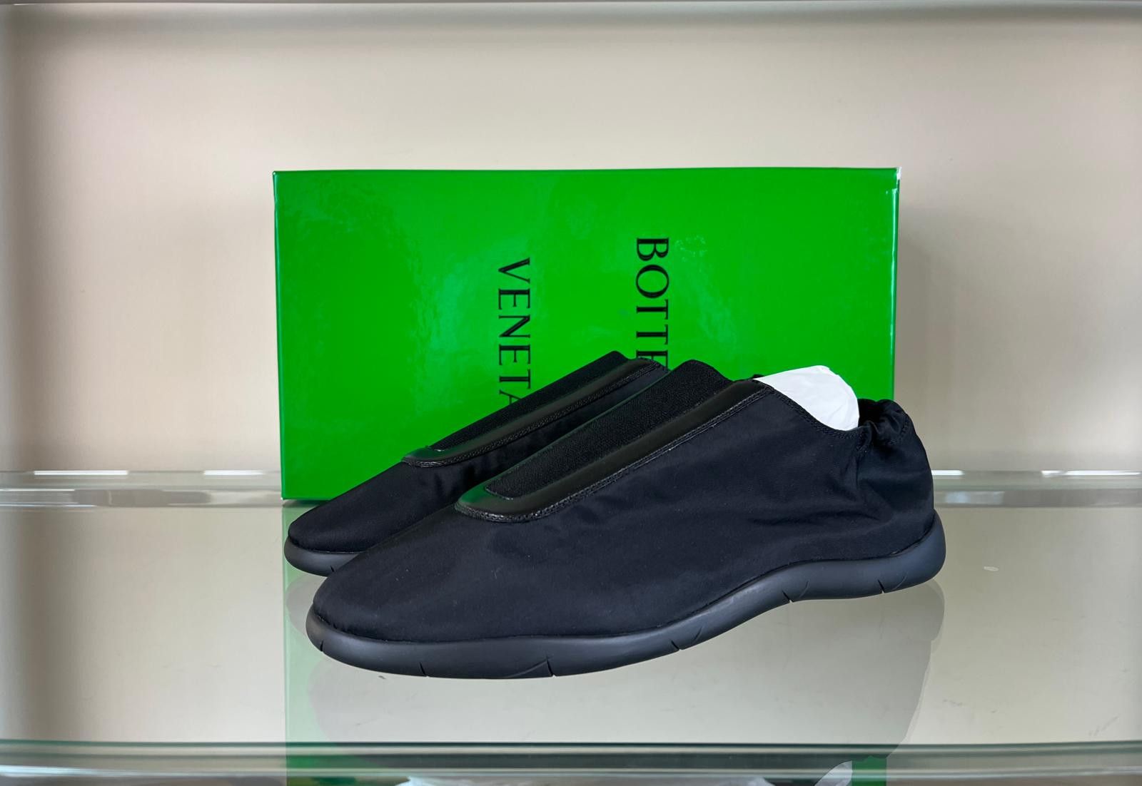 Low Top Tech Fabric Sneakers in Black