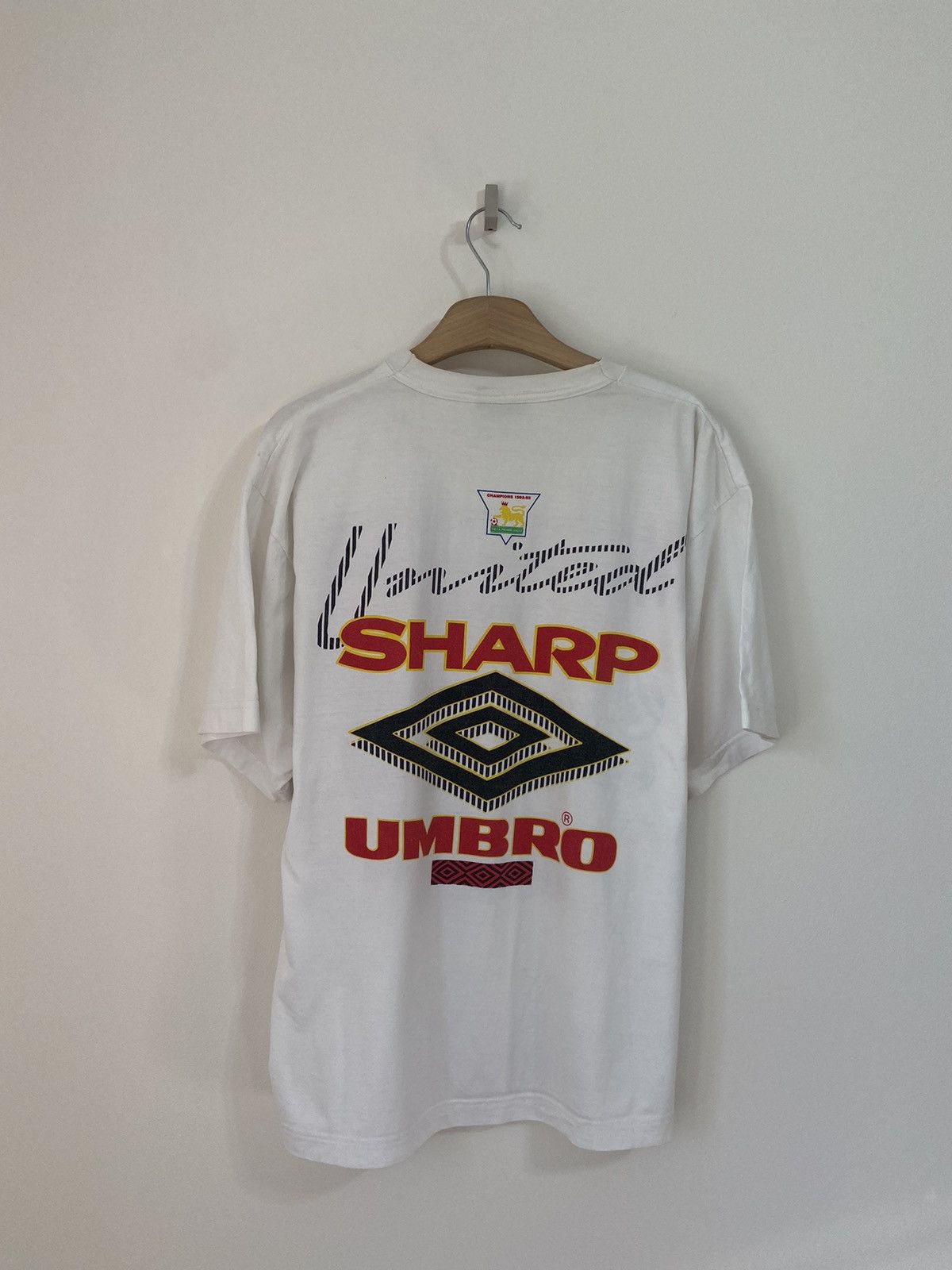 Umbro × Vintage Vintage Shirt Manchester United Sharp 1992 Football Size US L / EU 52-54 / 3 - 18 Thumbnail