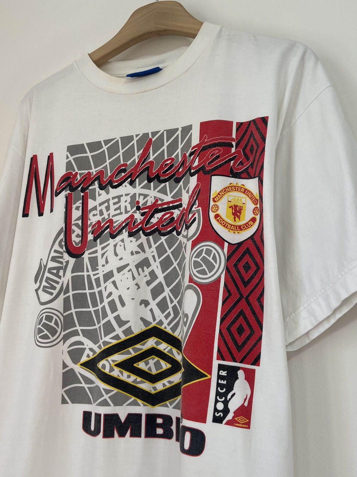 Umbro × Vintage Vintage Shirt Manchester United Sharp 1992 Football Size US L / EU 52-54 / 3 - 11 Thumbnail