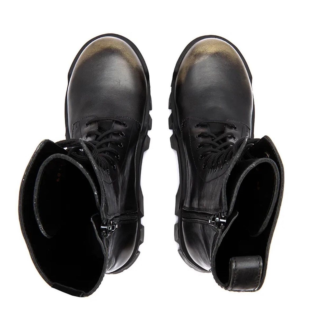 Balenciaga Balenciaga bulldozer lace up worn out effect