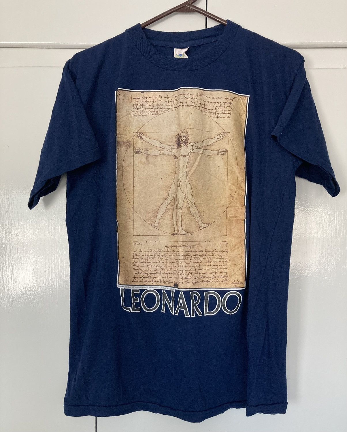 Vintage LEONARDO DA VINCI VITRUVIAN MAN SHIRT VINTAGE 90S ART EUROPE Size US XL / EU 56 / 4 - 1 Thumbnail