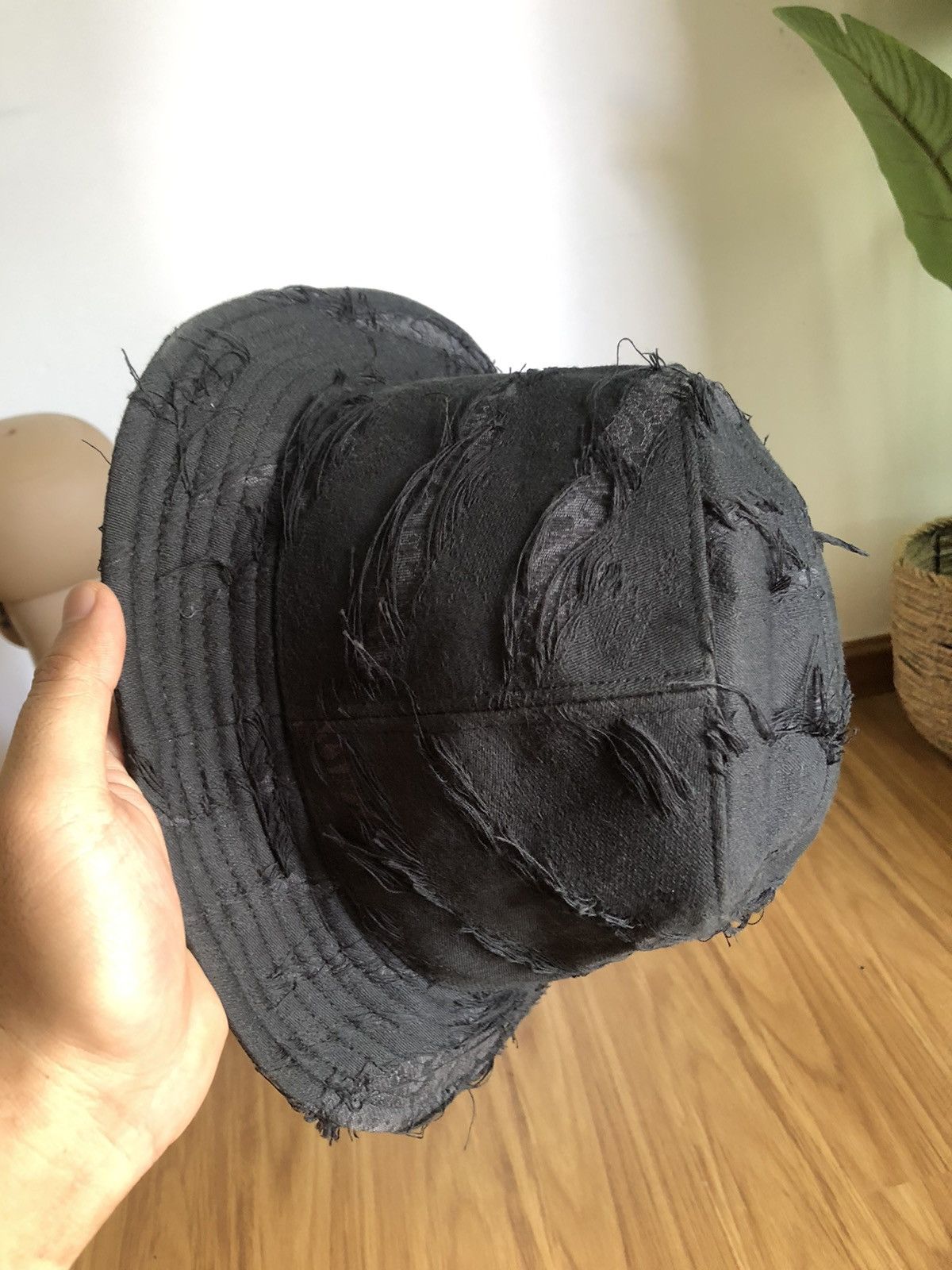 Maison MIHARA YASUHIRO AW18 Miharayasuhiro x Ca4la Mummy Scab Hats Size ONE SIZE - 7 Thumbnail
