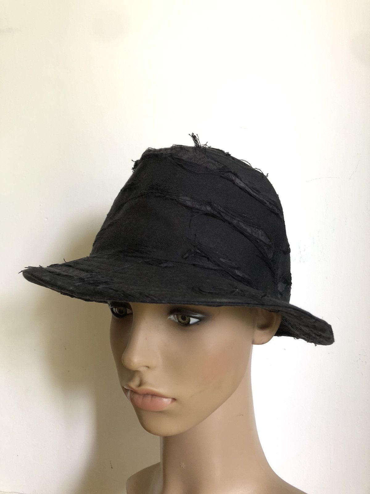 AW18 Miharayasuhiro x Ca4la Mummy Scab Hats