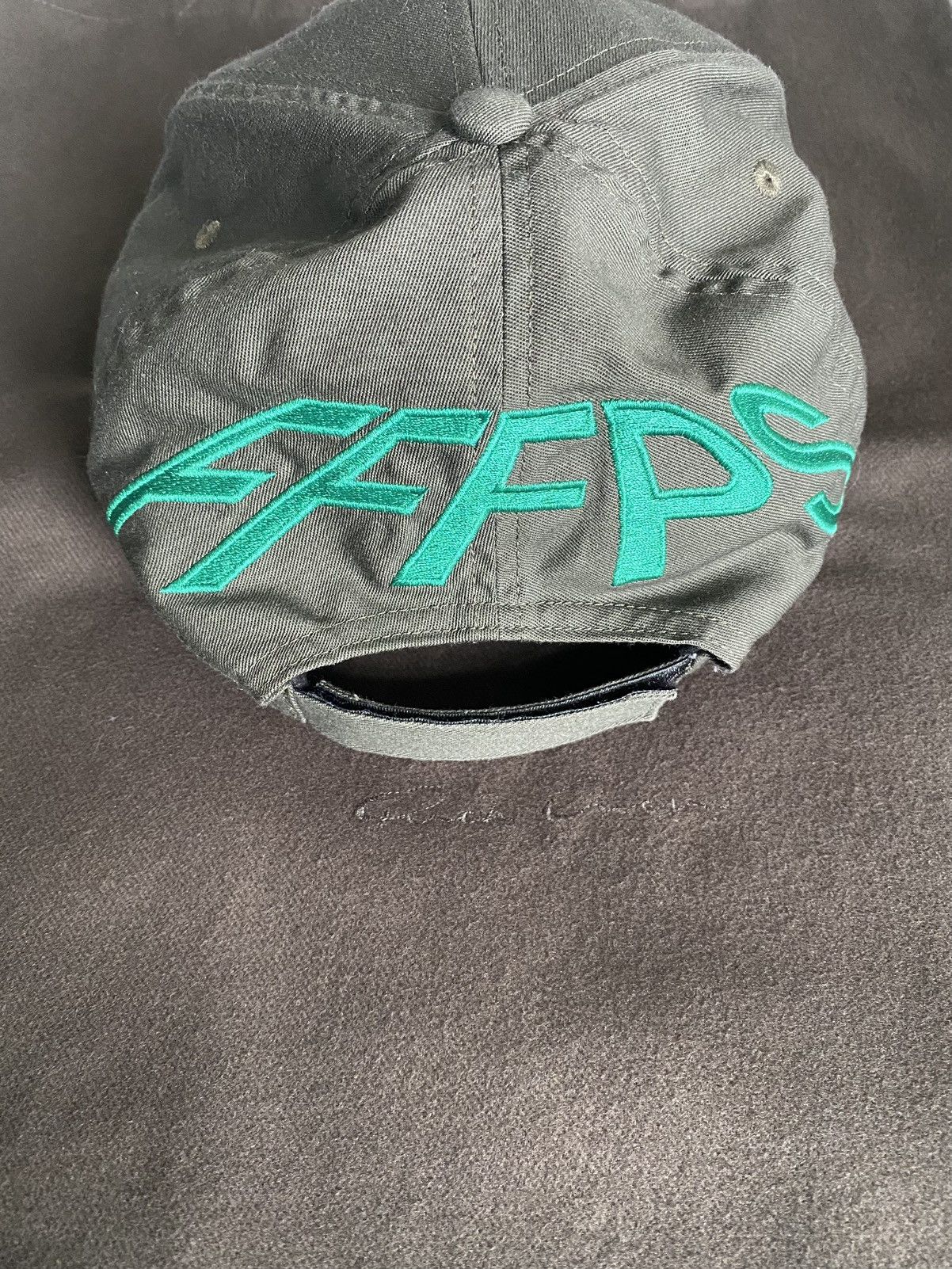 FFFPOSTALSERVICE FFFPOSTALSERVICE “FFFPS” EMBROIDERED HAT DELETING 