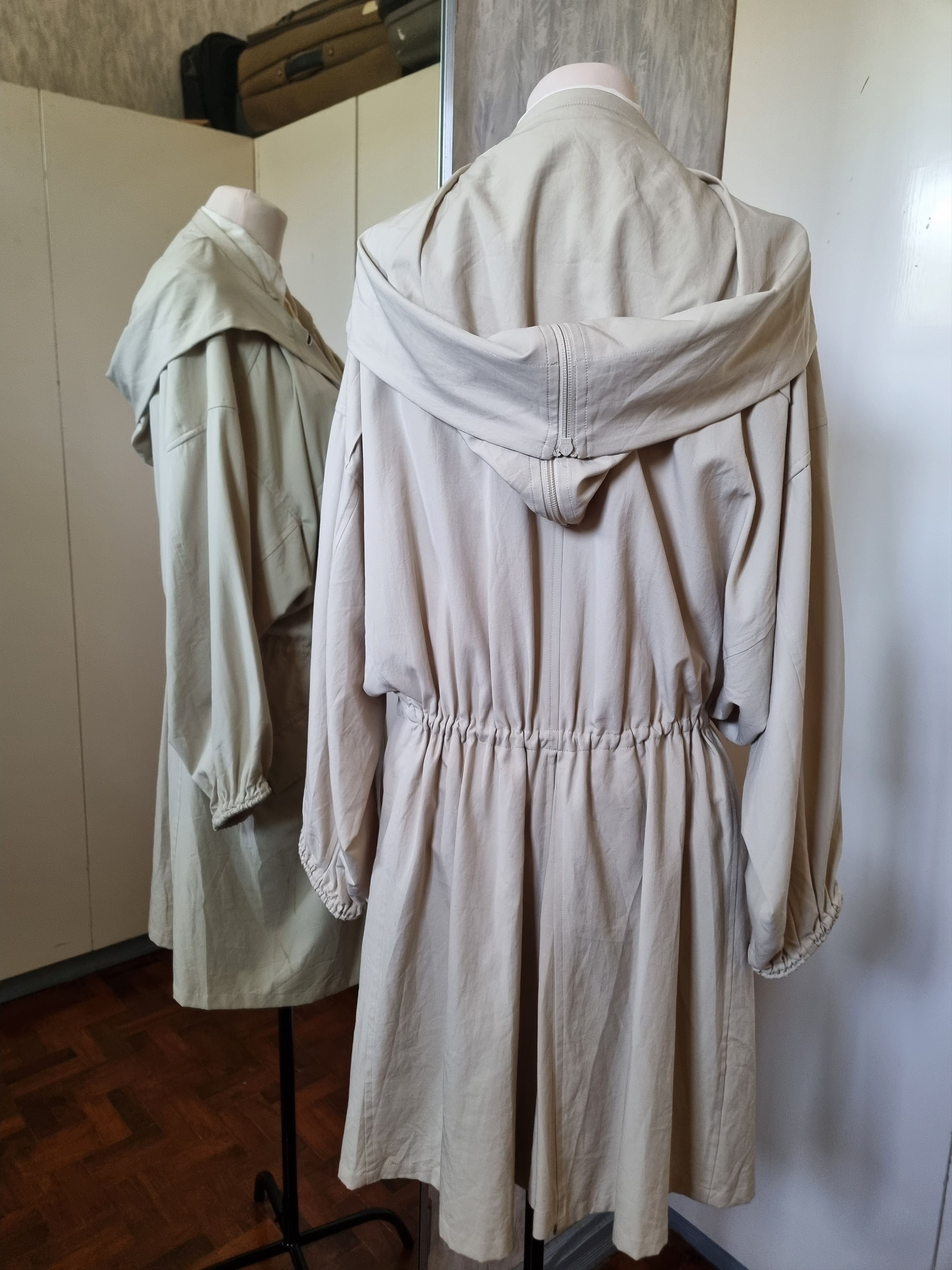 Issey Miyake Very rare 1982 Issey Miyake Windcoat Line in Cream Size ONE SIZE - 4 Thumbnail