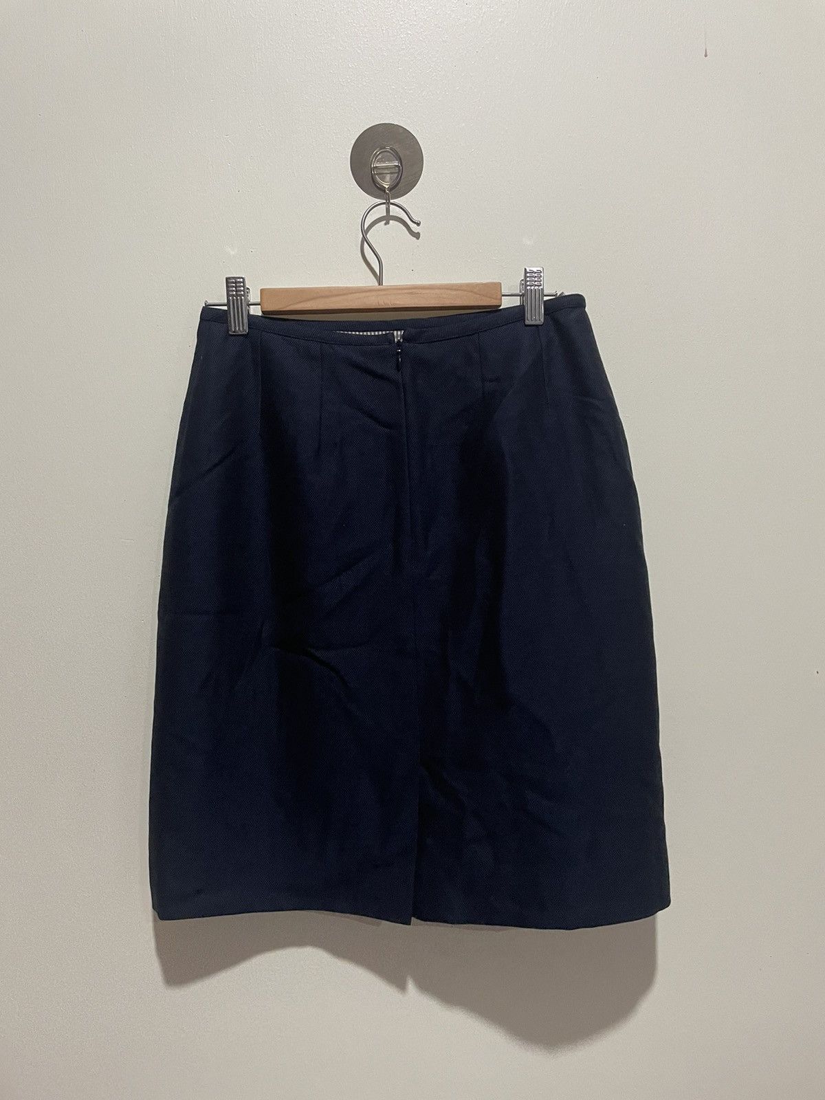 Salvatore Ferragamo Salvatore Ferragamo Skirts Size 30" / US 8 / IT 44 - 2 Thumbnail