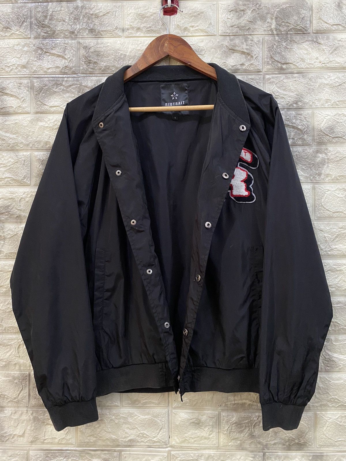 Japanese Brand Rebtrait black varsity jacket Size US L / EU 52-54 / 3 - 9 Thumbnail