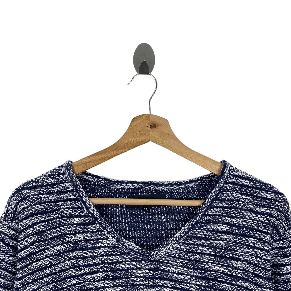 In The Attic IN THE ATTIC Homme Japan Brand V-neck Blue Long Sleeve Shirt Size US XL / EU 56 / 4 - 2 Thumbnail