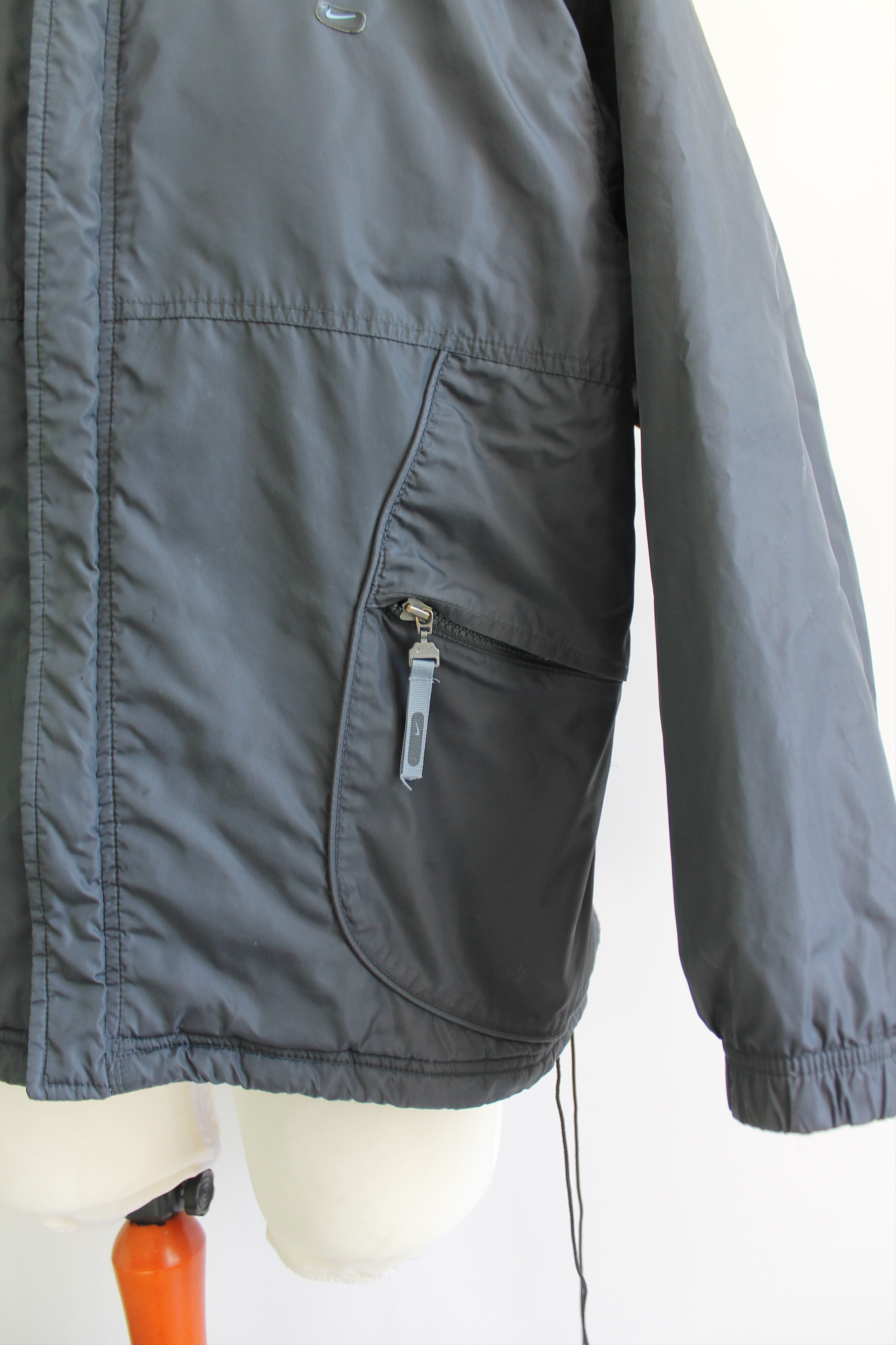 Nike 90's Nike vintage swoosh padded jacket gray y2k Size US L / EU 52-54 / 3 - 3 Thumbnail