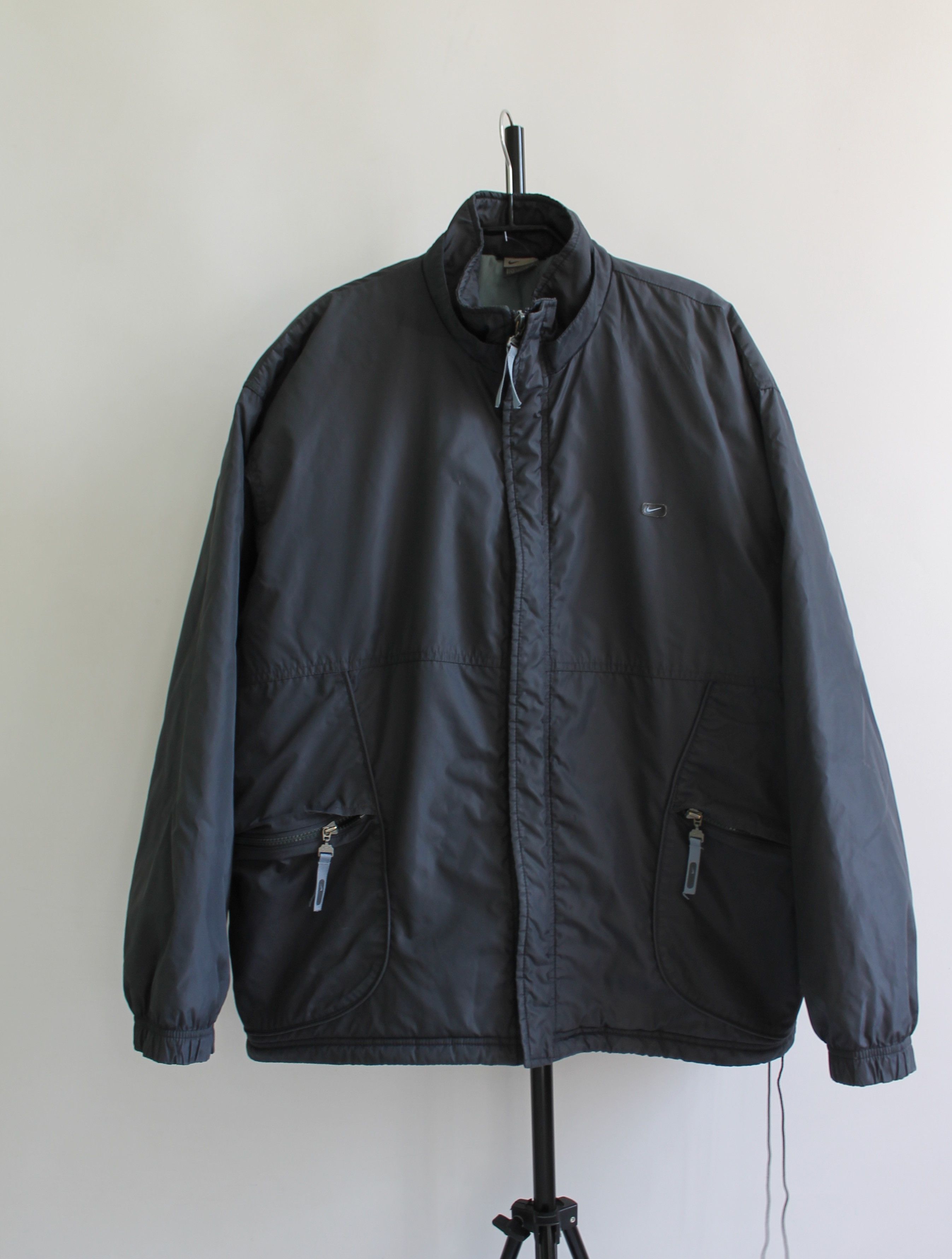 Nike 90's Nike vintage swoosh padded jacket gray y2k Size US L / EU 52-54 / 3 - 11 Thumbnail
