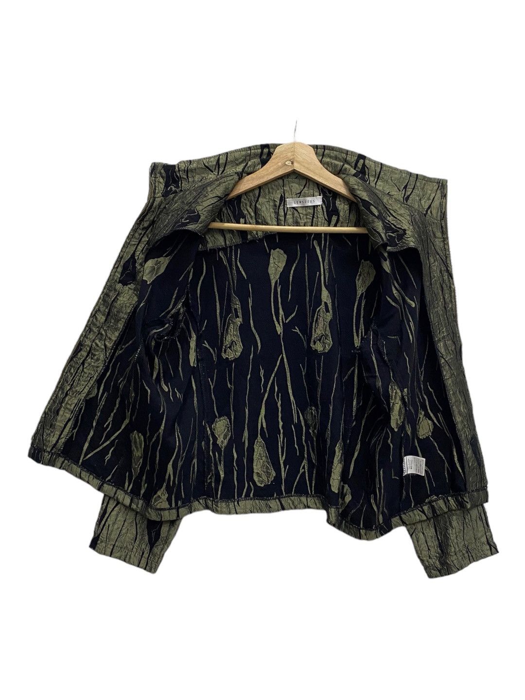 Designer SENSUOUS PLEATED DESIGN ZIPPER JACKET Size US S / EU 44-46 / 1 - 3 Thumbnail