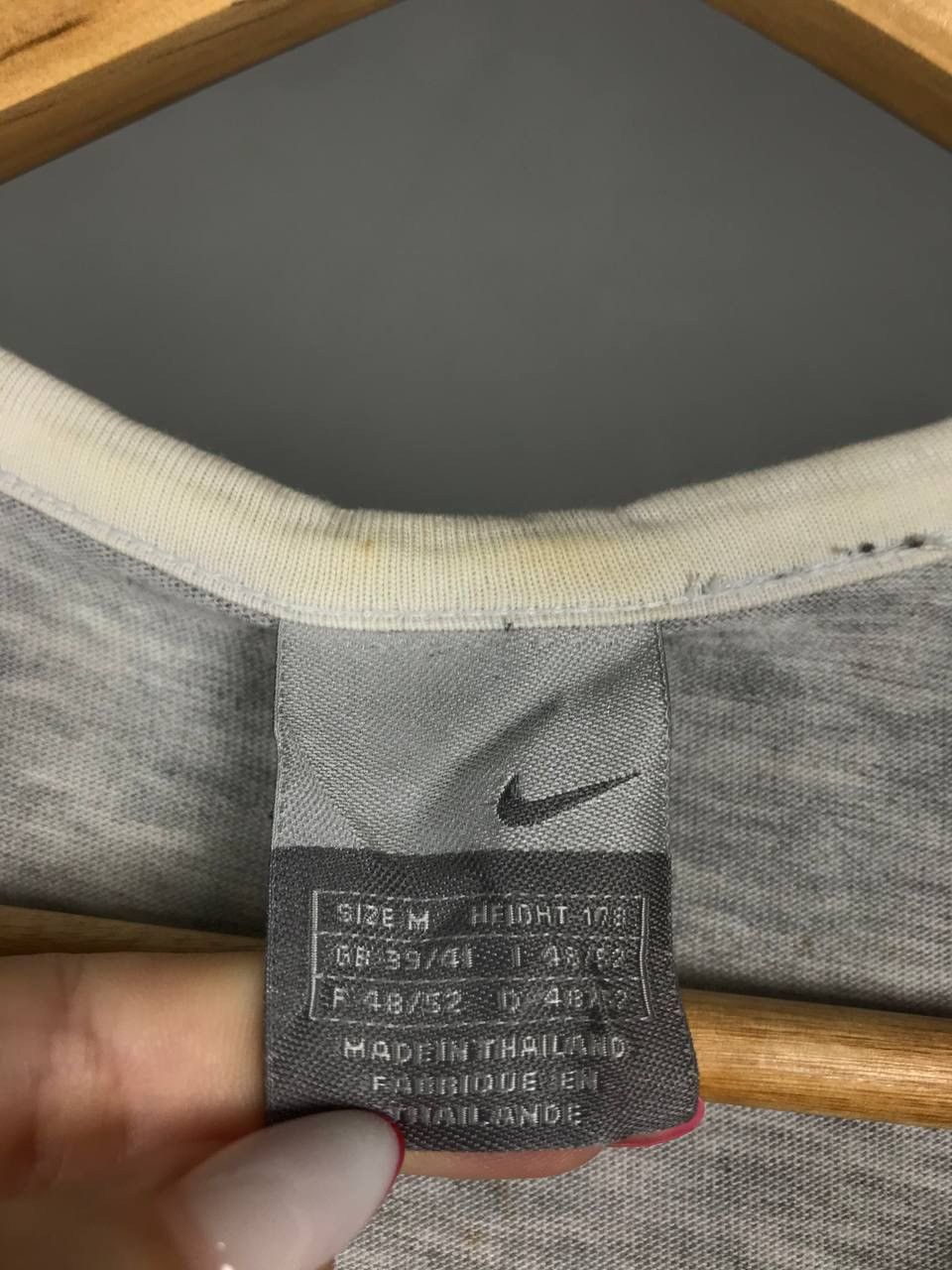 Nike Nike USA swoosh streetwear vintage center logo tee Size US M / EU 48-50 / 2 - 3 Thumbnail