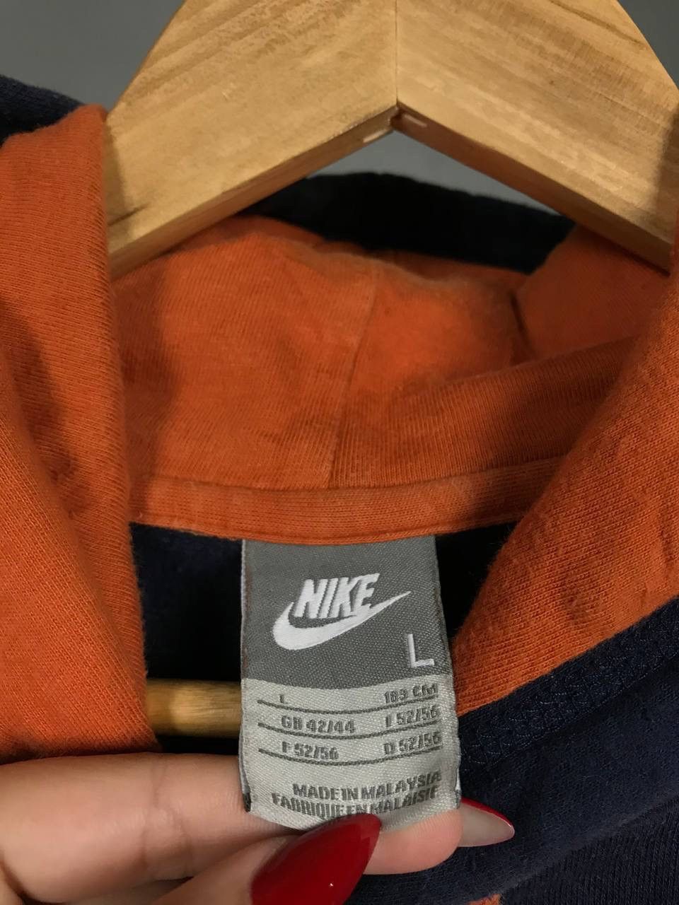 Nike × Vintage Nike swoosh streetwear vintage hoodie Size US L / EU 52-54 / 3 - 5 Thumbnail