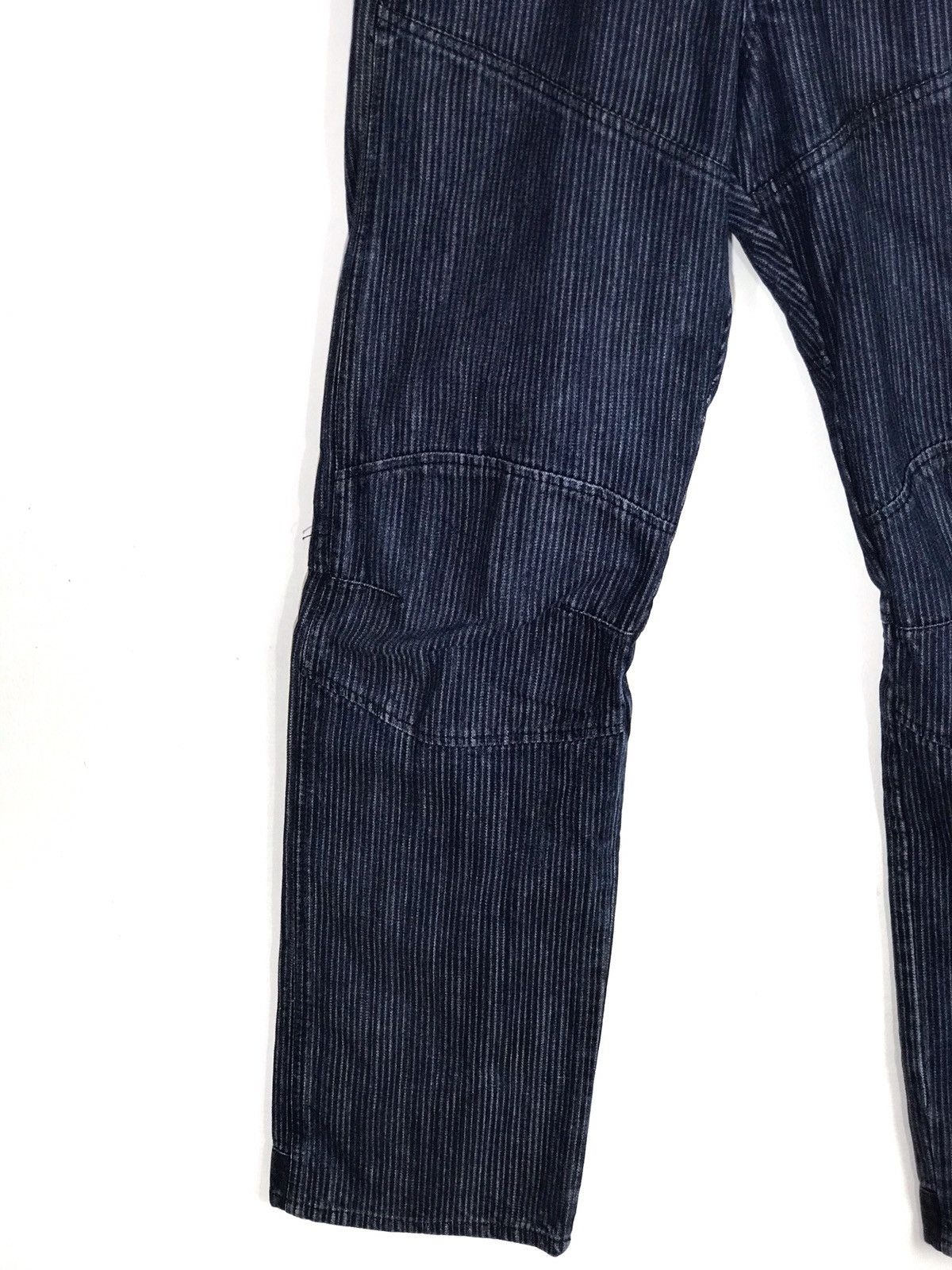 Japanese Brand Japanese Brand On Board Panelled Knee Pin Striped Jeans Size US 30 / EU 46 - 4 Thumbnail