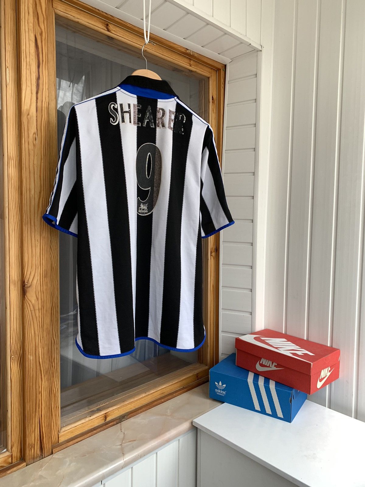 Vintage Adidas Newcastle United Vintage Jersey SHEARER 9 Size XL Size US XL / EU 56 / 4 - 11 Thumbnail