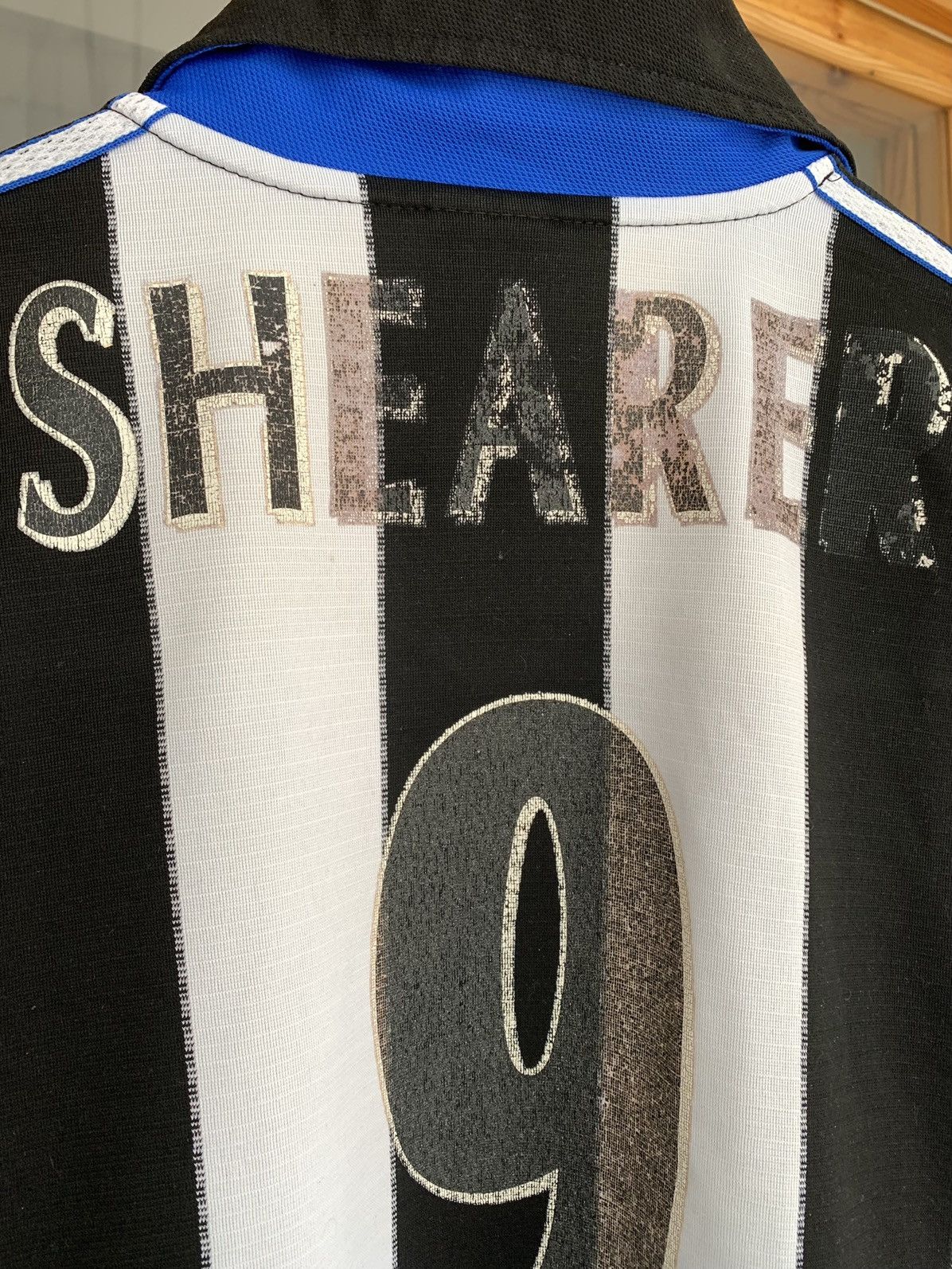 Vintage Adidas Newcastle United Vintage Jersey SHEARER 9 Size XL Size US XL / EU 56 / 4 - 14 Thumbnail