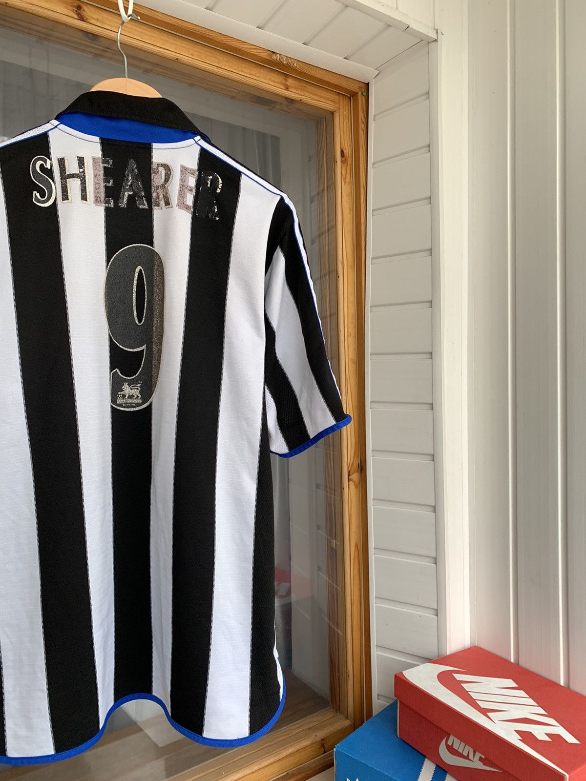 Vintage Adidas Newcastle United Vintage Jersey SHEARER 9 Size XL Size US XL / EU 56 / 4 - 12 Thumbnail