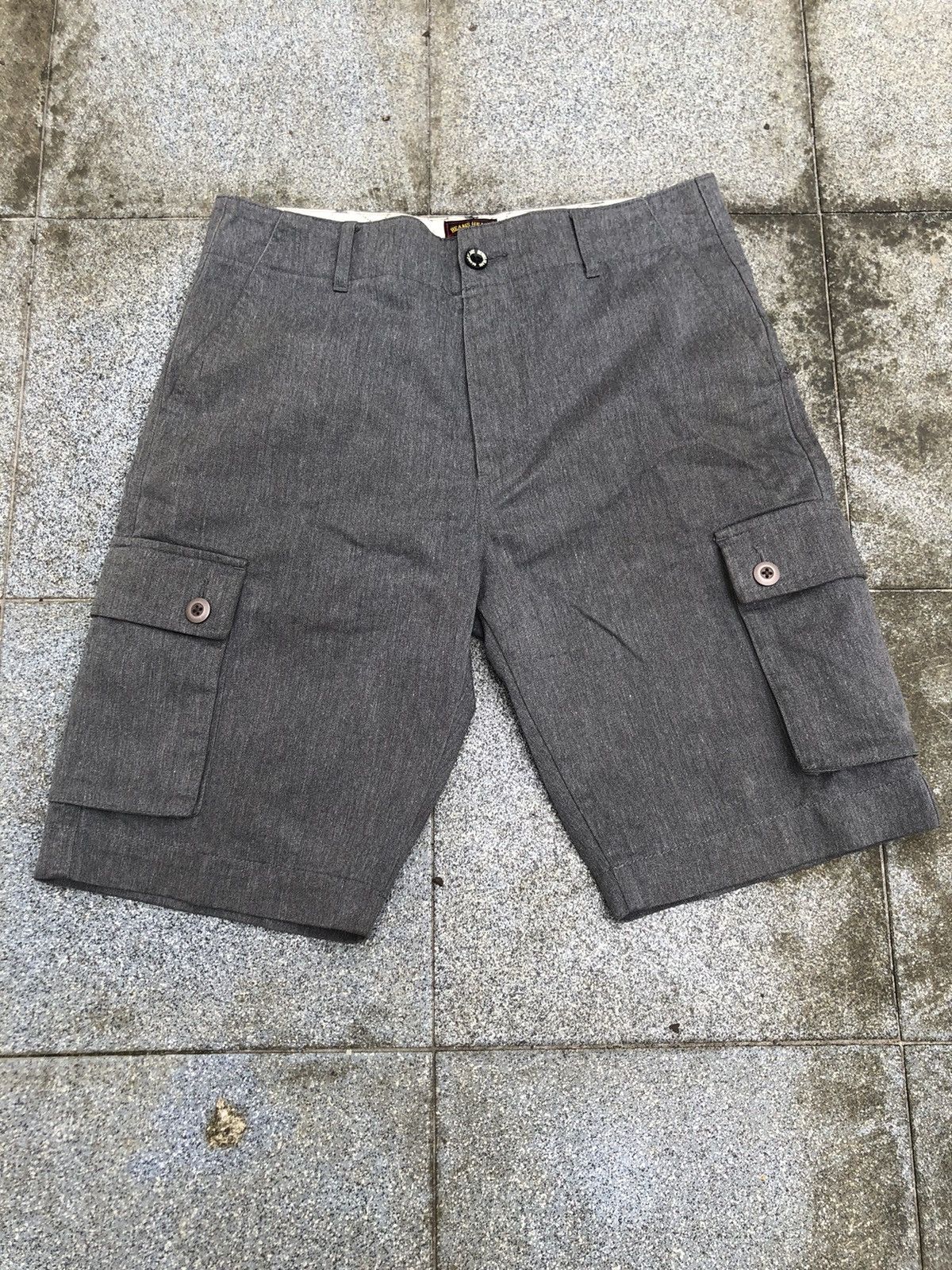 Beams Plus × Japanese Brand Beams Heart cargo shorts Size US 30 / EU 46 - 2 Thumbnail