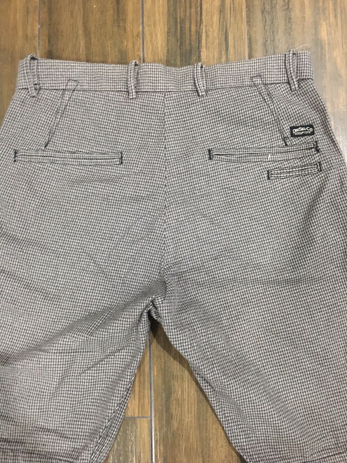 Diesel DIESEL REGULAR FIT SHORT PANTS Size US 34 / EU 50 - 4 Thumbnail