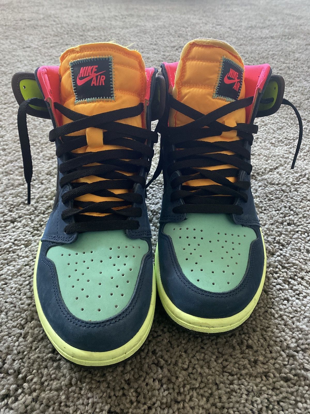 Jordan Brand × Nike Jordan 1 tokyo bio hack Size US 10 / EU 43 - 3 Thumbnail