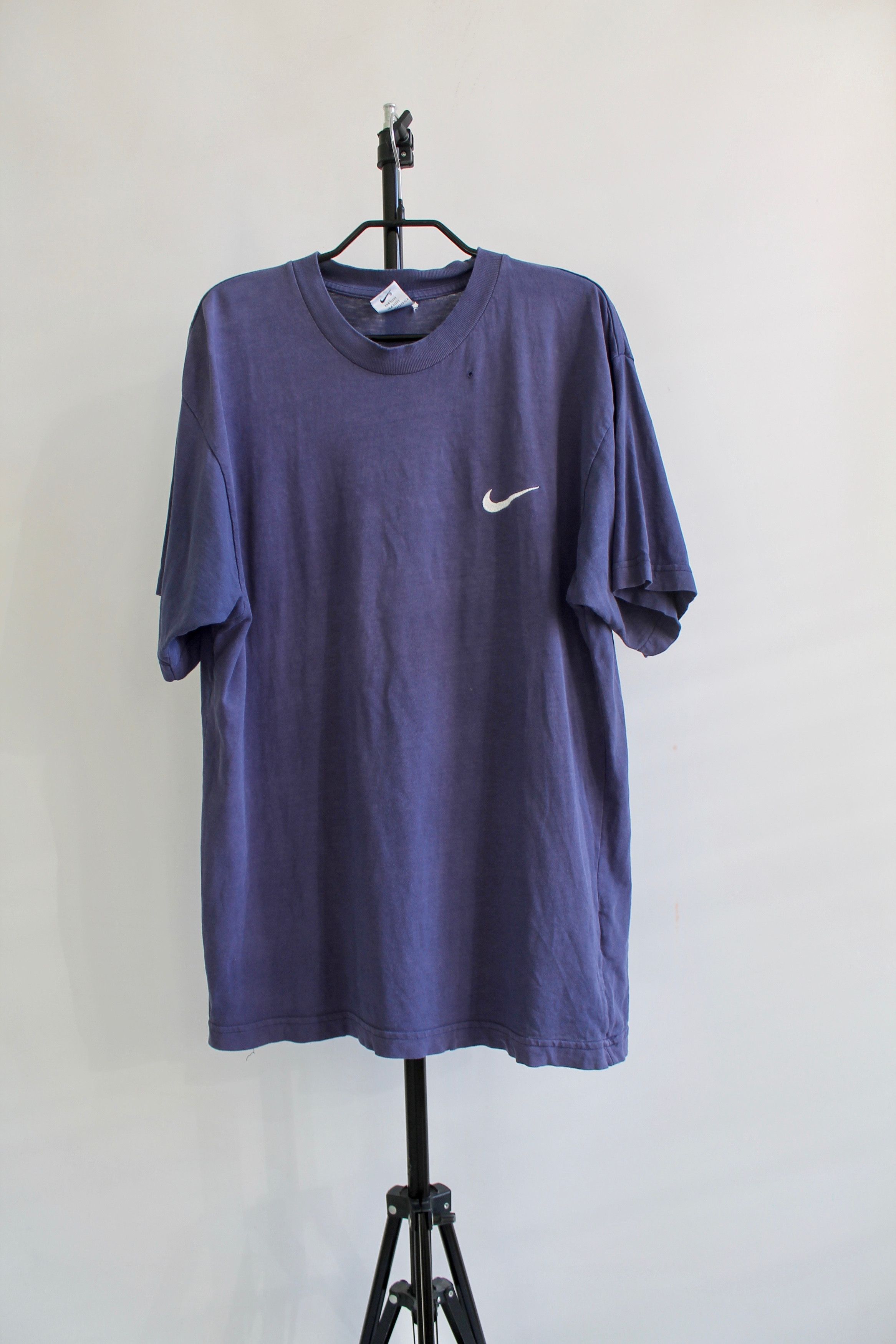Nike 90's NIKE swoosh Vintage Trashed worn t shirt Tee Faded Blue Size US M / EU 48-50 / 2 - 1 Thumbnail