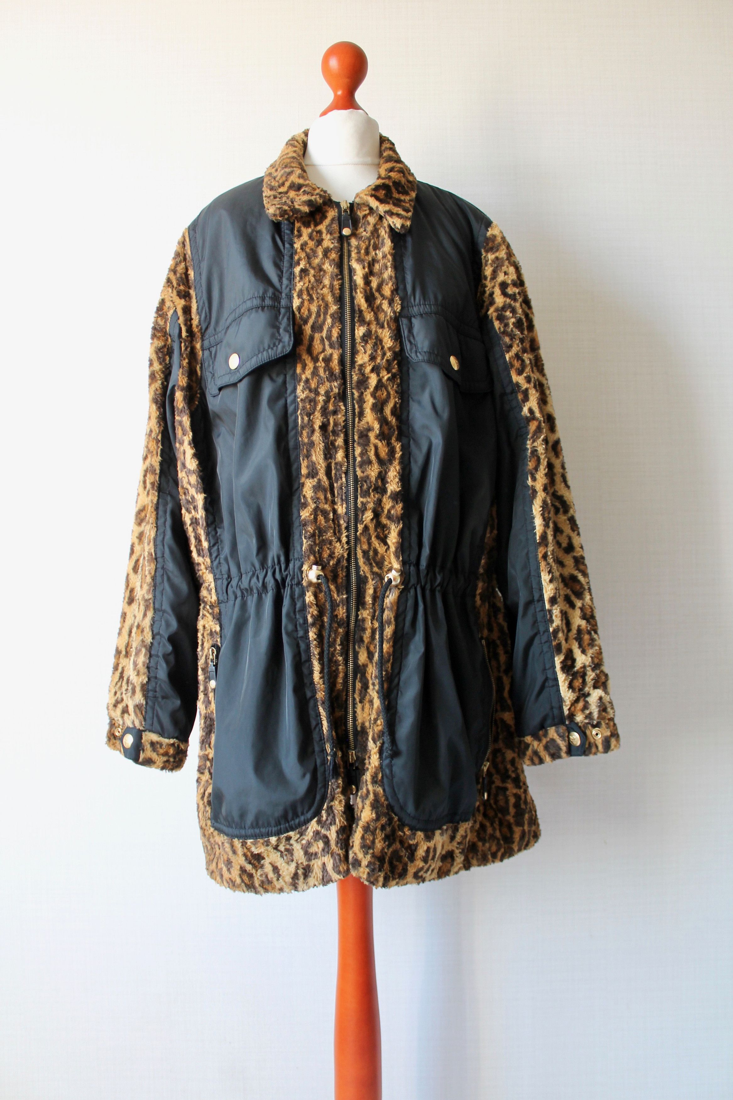 MCM Vintage MCM Leopard Jacket Coat Rare Size S-M Size M / US 6-8 / IT 42-44 - 1 Thumbnail