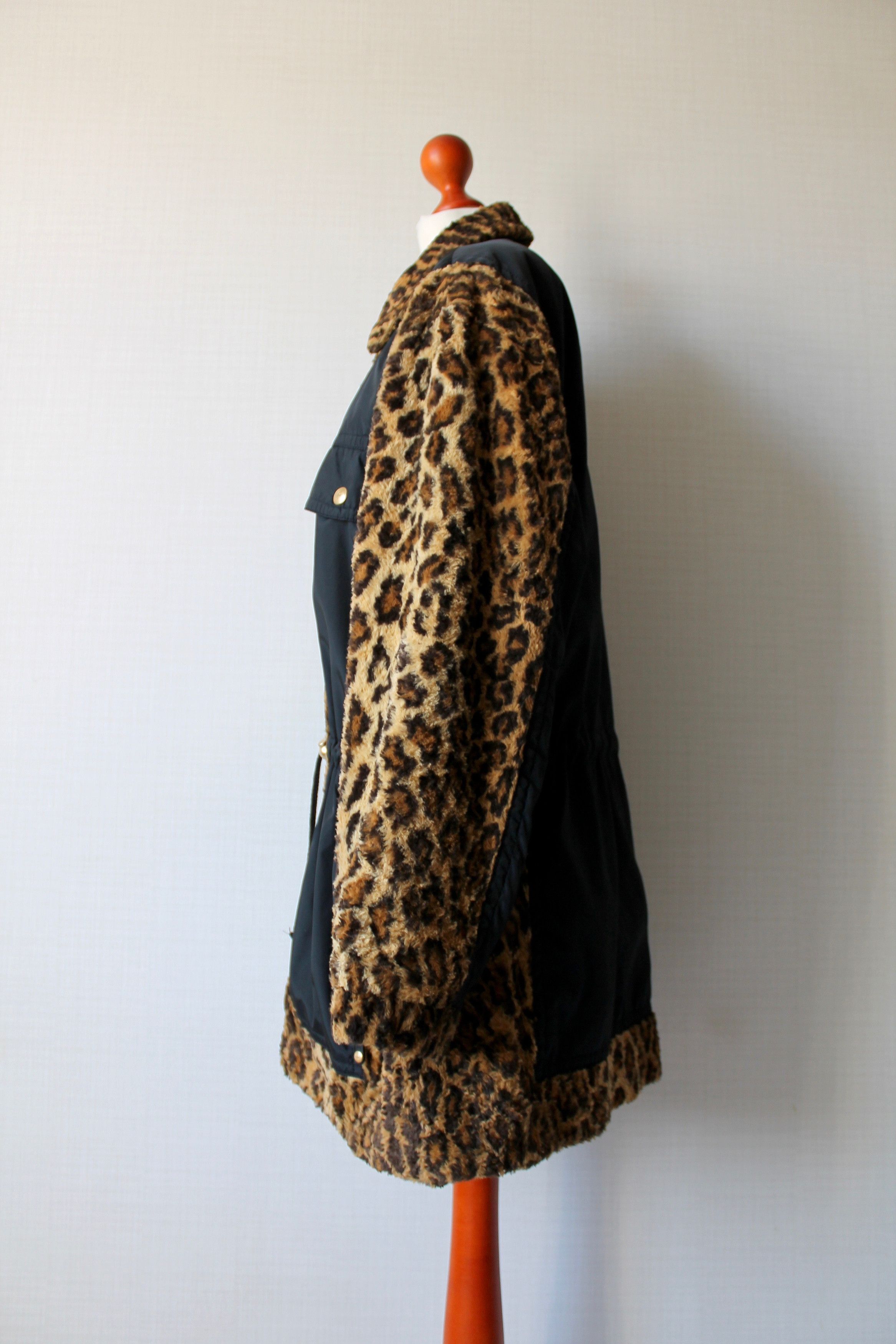 MCM Vintage MCM Leopard Jacket Coat Rare Size S-M Size M / US 6-8 / IT 42-44 - 9 Thumbnail