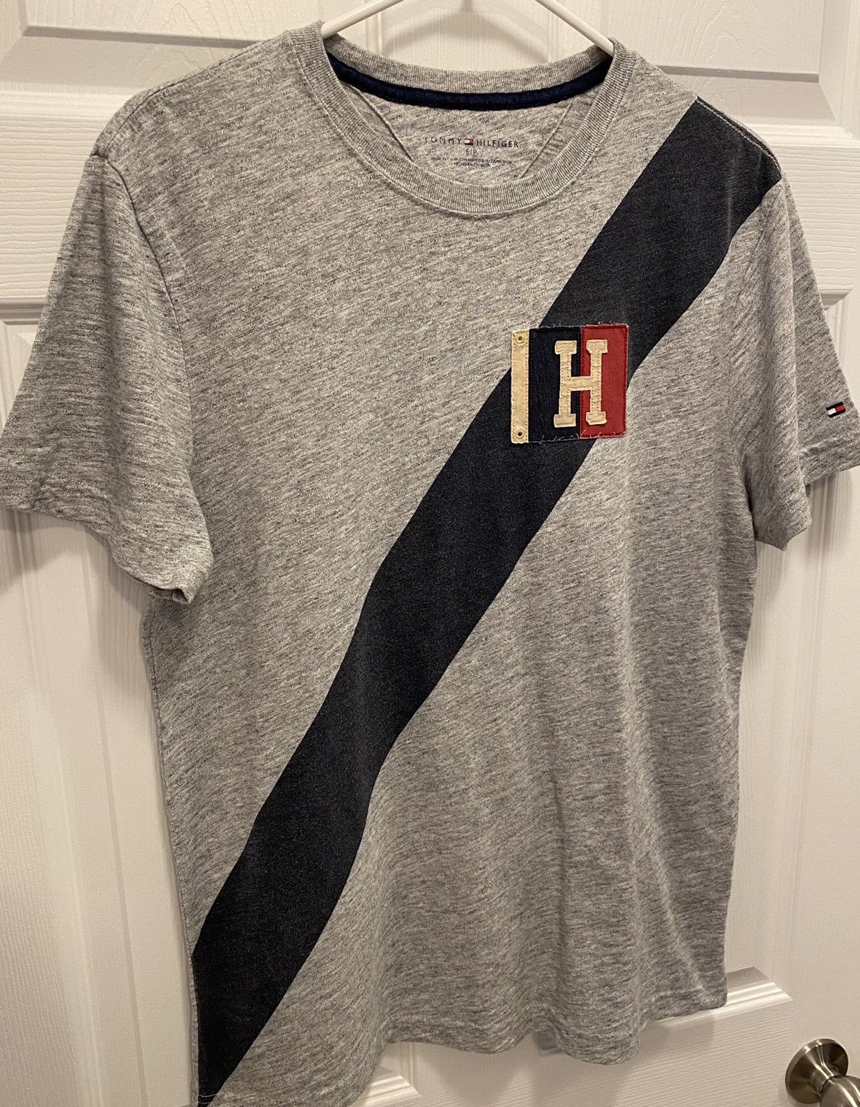 Other Vintage Tommy Hilfiger Mens Grey T-shirt - Size S Size US S / EU 44-46 / 1 - 2 Thumbnail