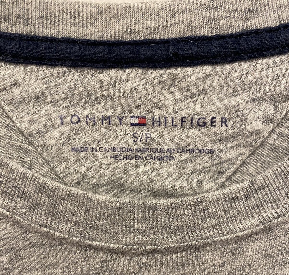 Other Vintage Tommy Hilfiger Mens Grey T-shirt - Size S Size US S / EU 44-46 / 1 - 5 Thumbnail