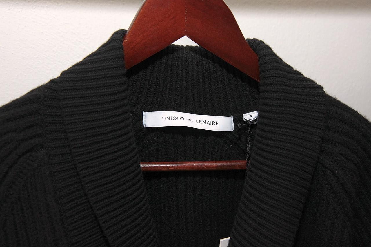 Lemaire × Uniqlo Double Breasted Lambswool Cardigan Size US XS / EU 42 / 0 - 2 Thumbnail