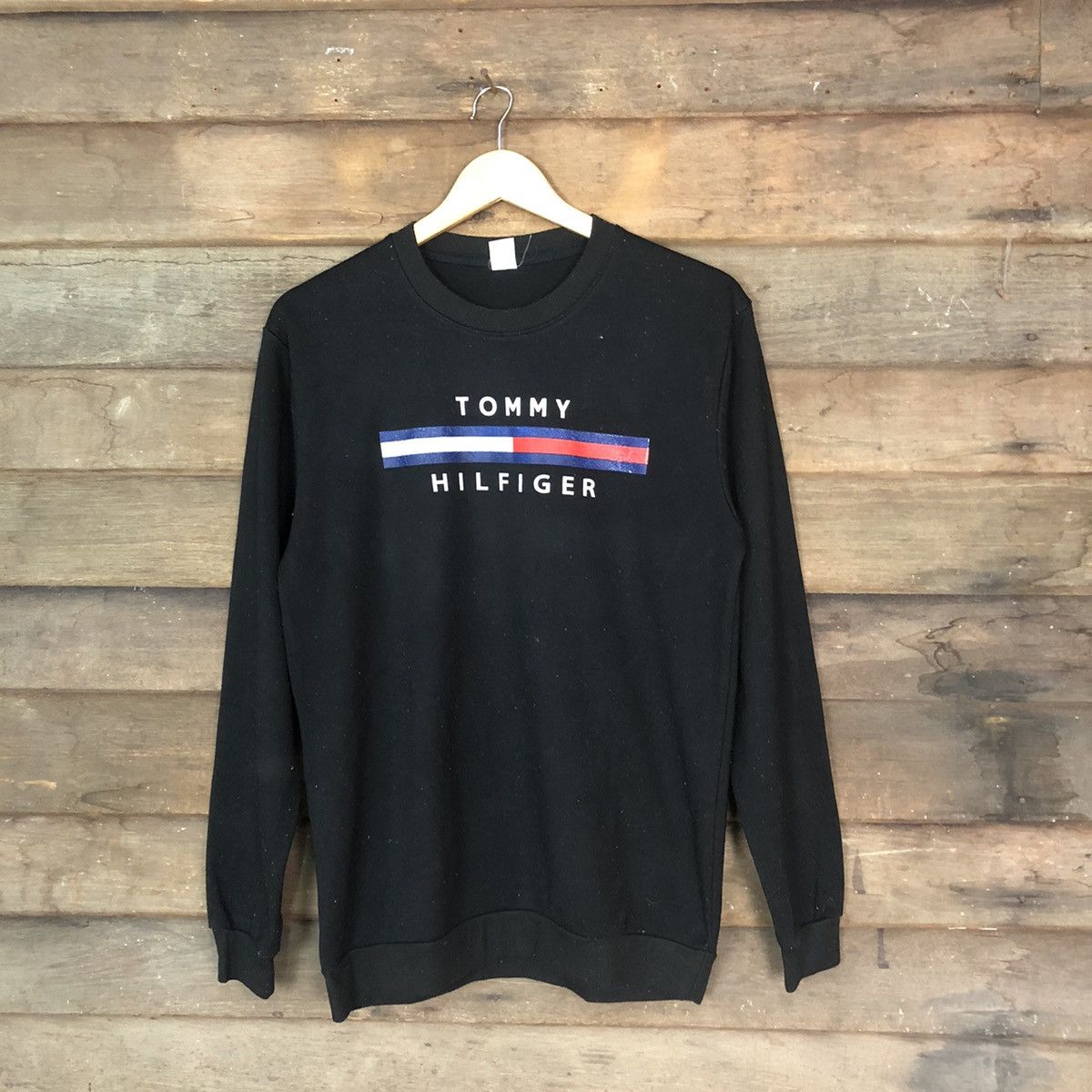 Tommy Hilfiger Black Sweatshirt #047A