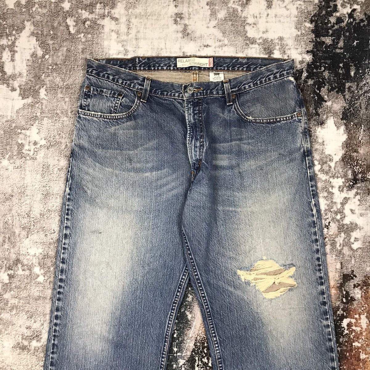 Levi's × Vintage Vintage Levis 559 Light Wash Distressed Denim Jeans Size US 37 - 2 Thumbnail