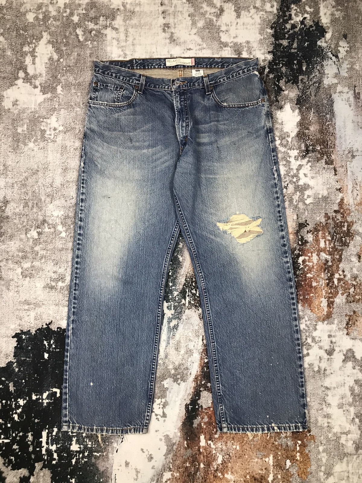 Vintage Levis 559 Light Wash Distressed Denim Jeans