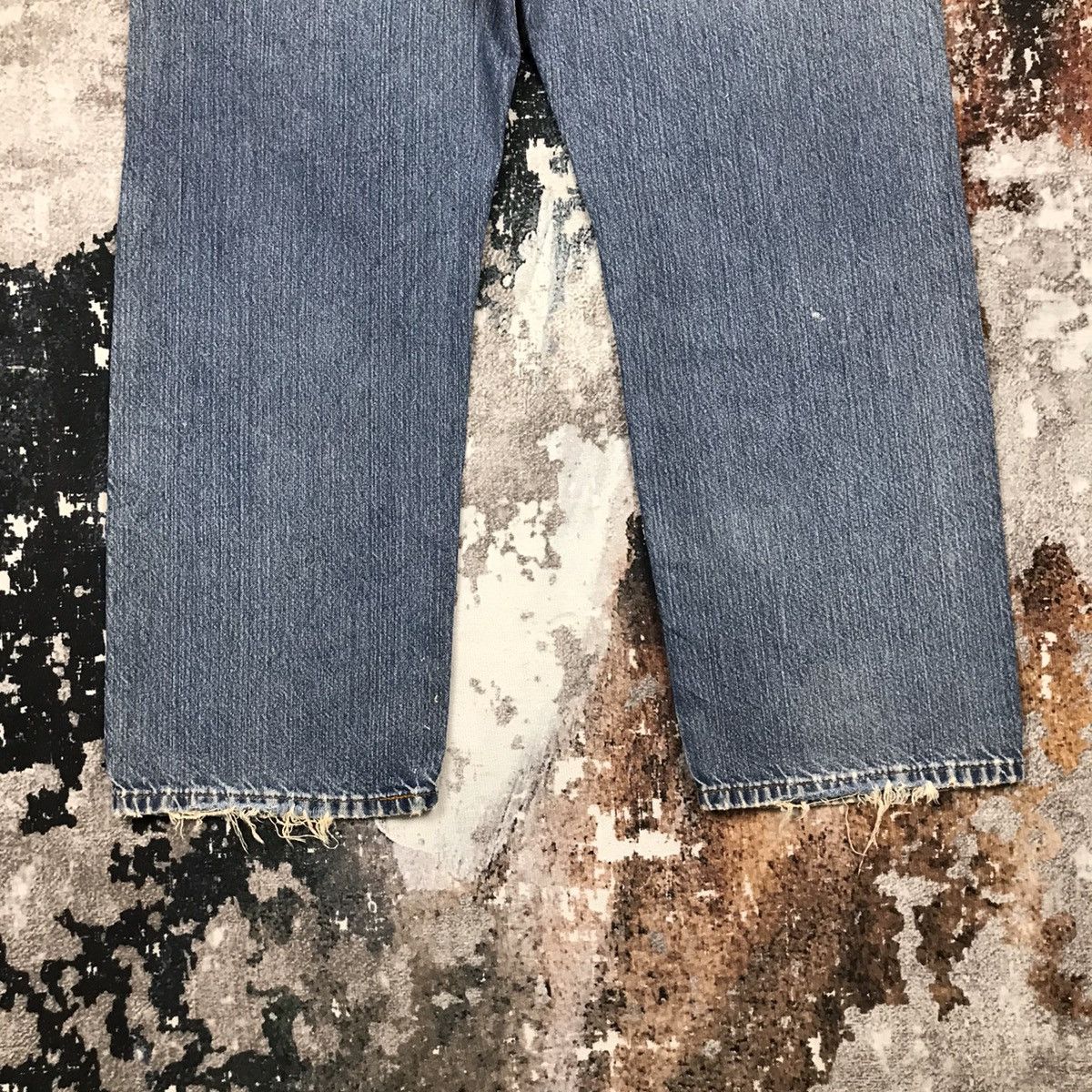 Levi's × Vintage Vintage Levis 559 Light Wash Distressed Denim Jeans Size US 37 - 16 Thumbnail