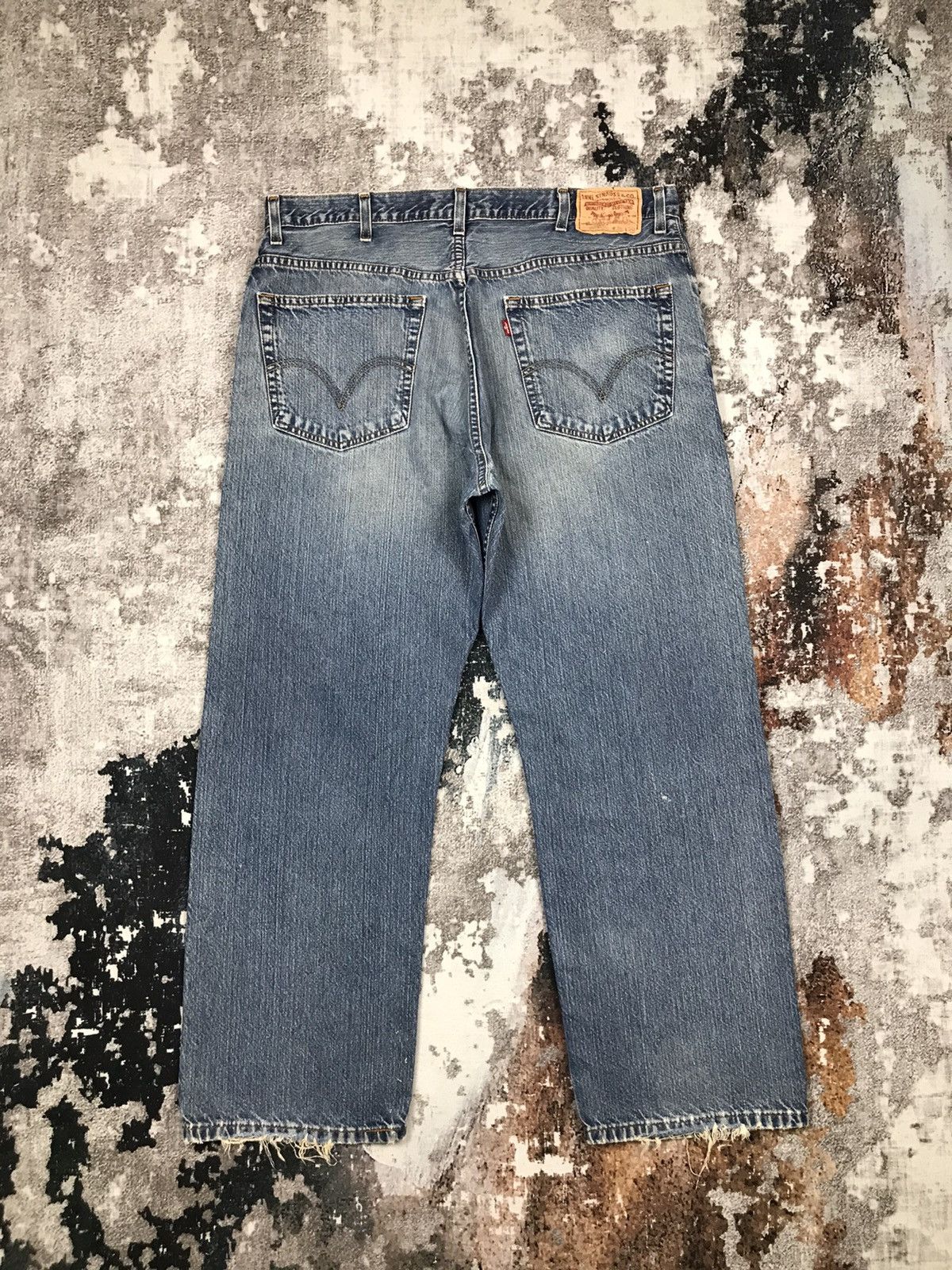 Levi's × Vintage Vintage Levis 559 Light Wash Distressed Denim Jeans Size US 37 - 11 Thumbnail